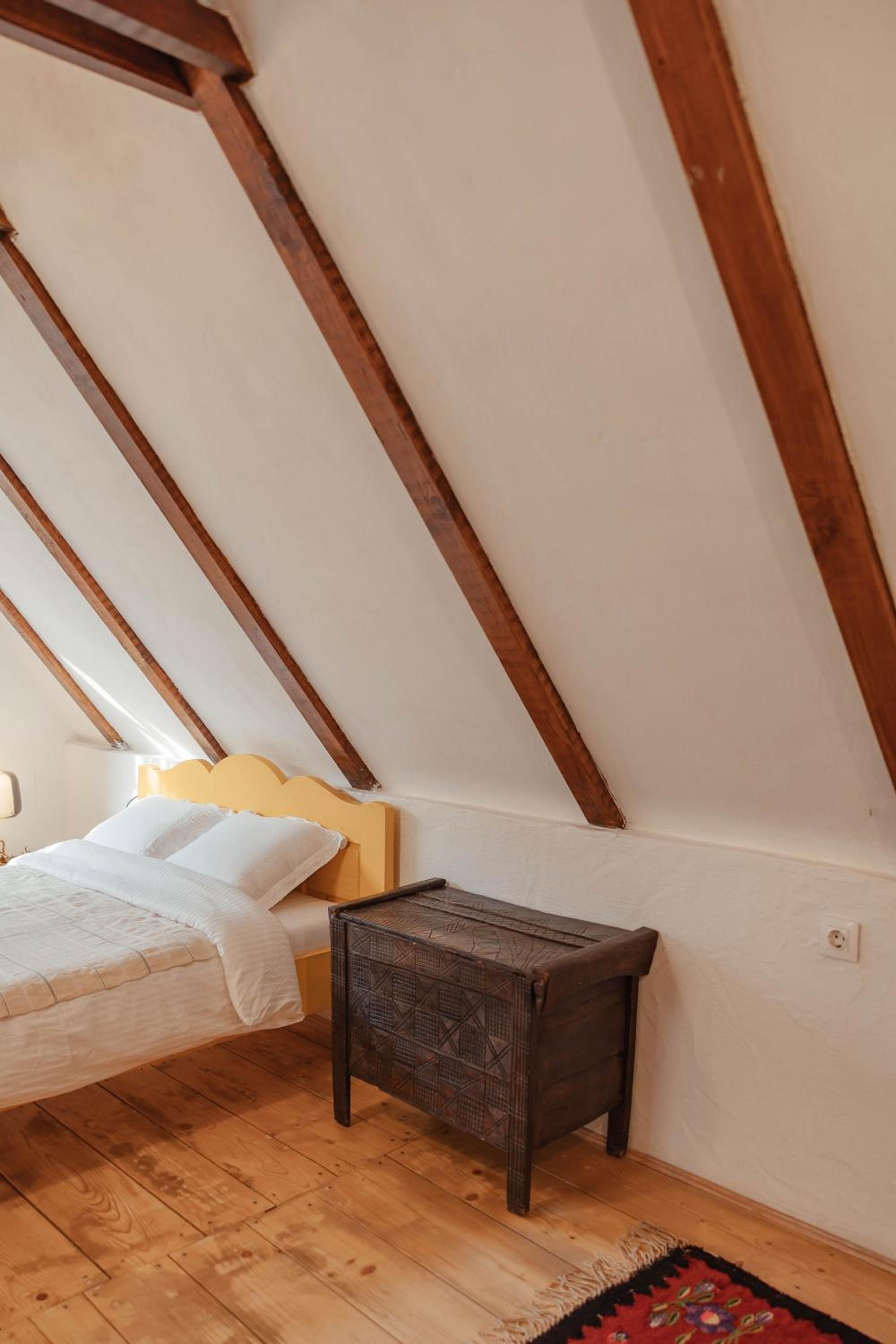 Double Room with Garden View - Photo 6