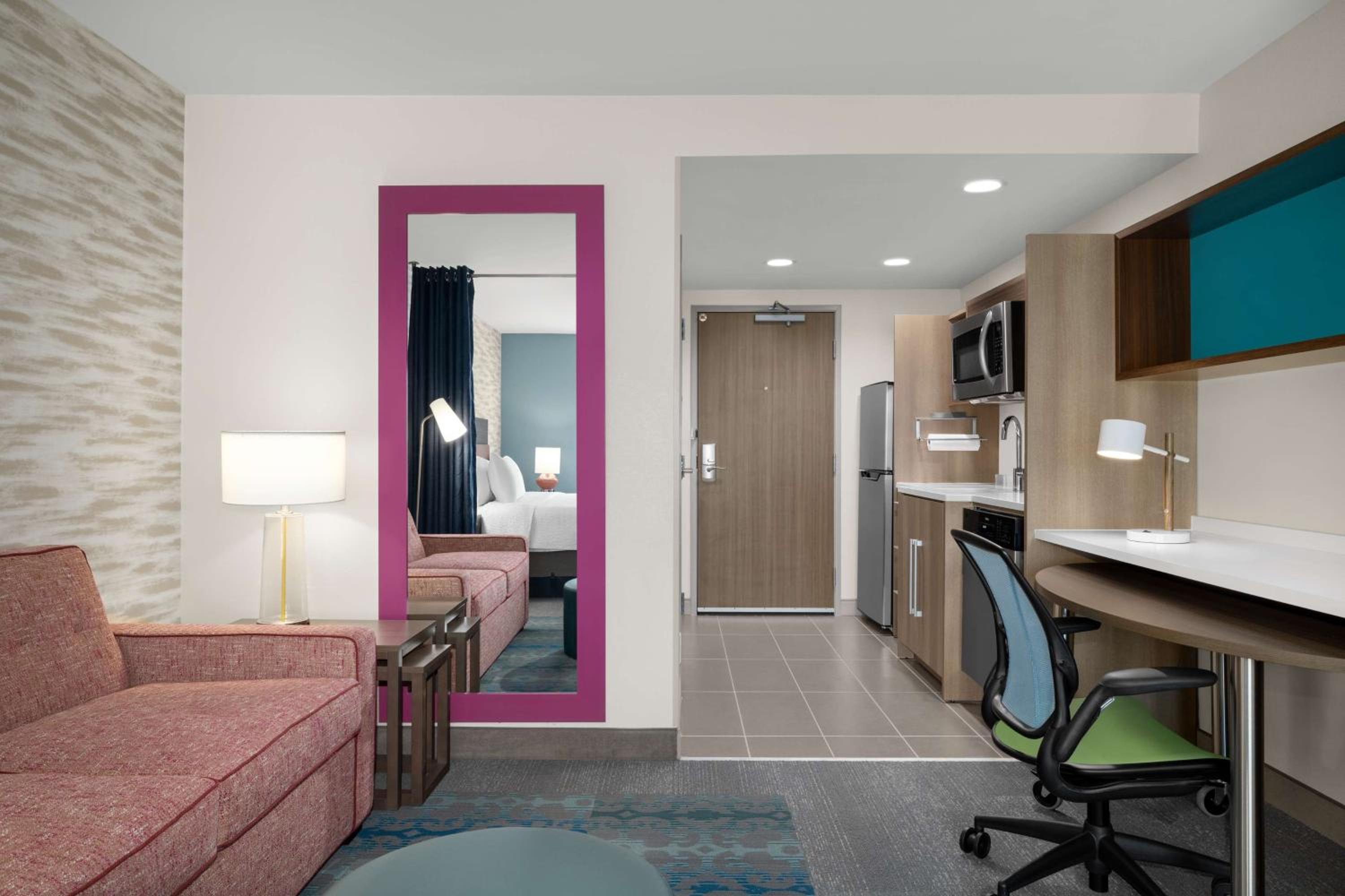 King Studio Suite - Photo 4