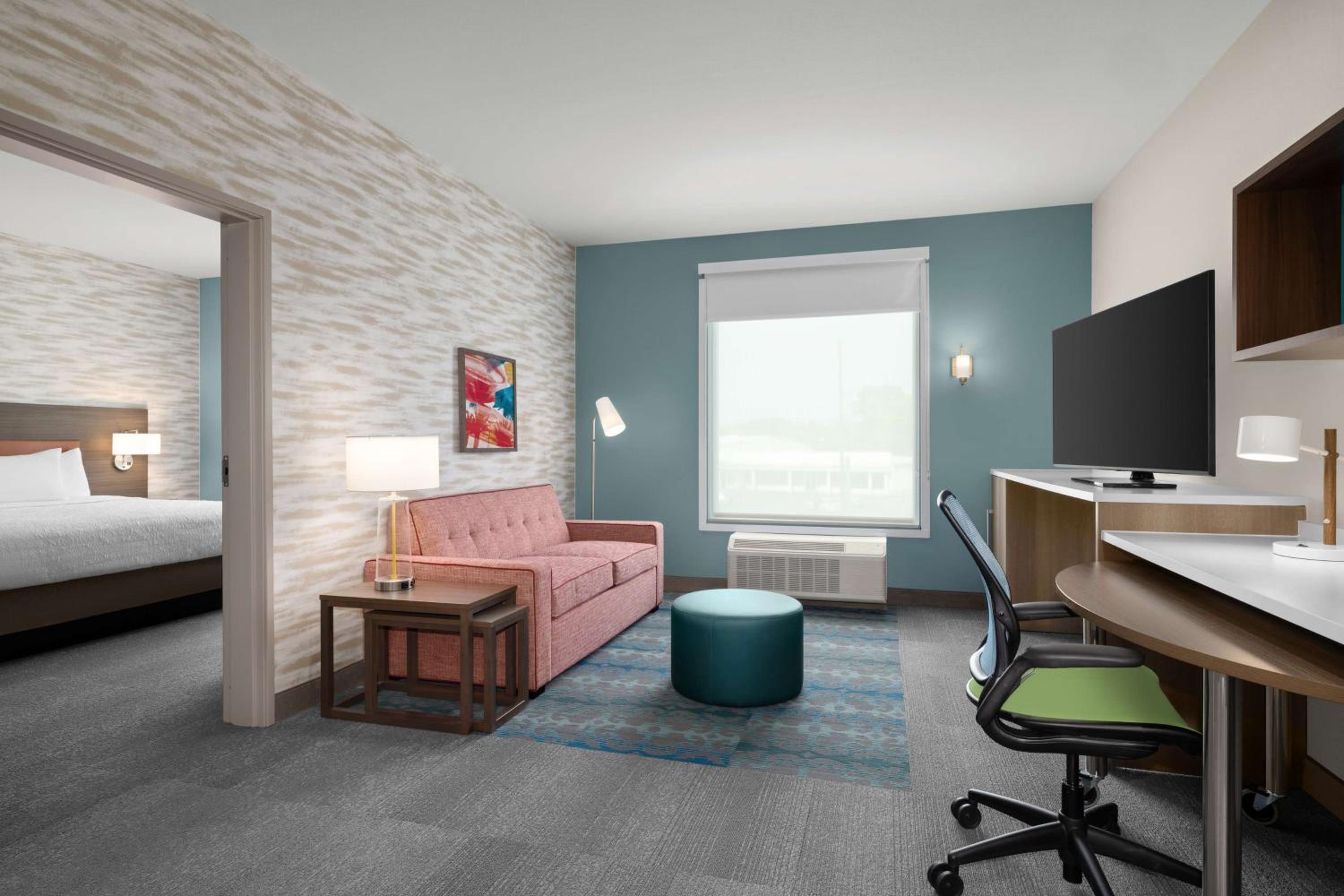 One-Bedroom King Suite - Photo 1
