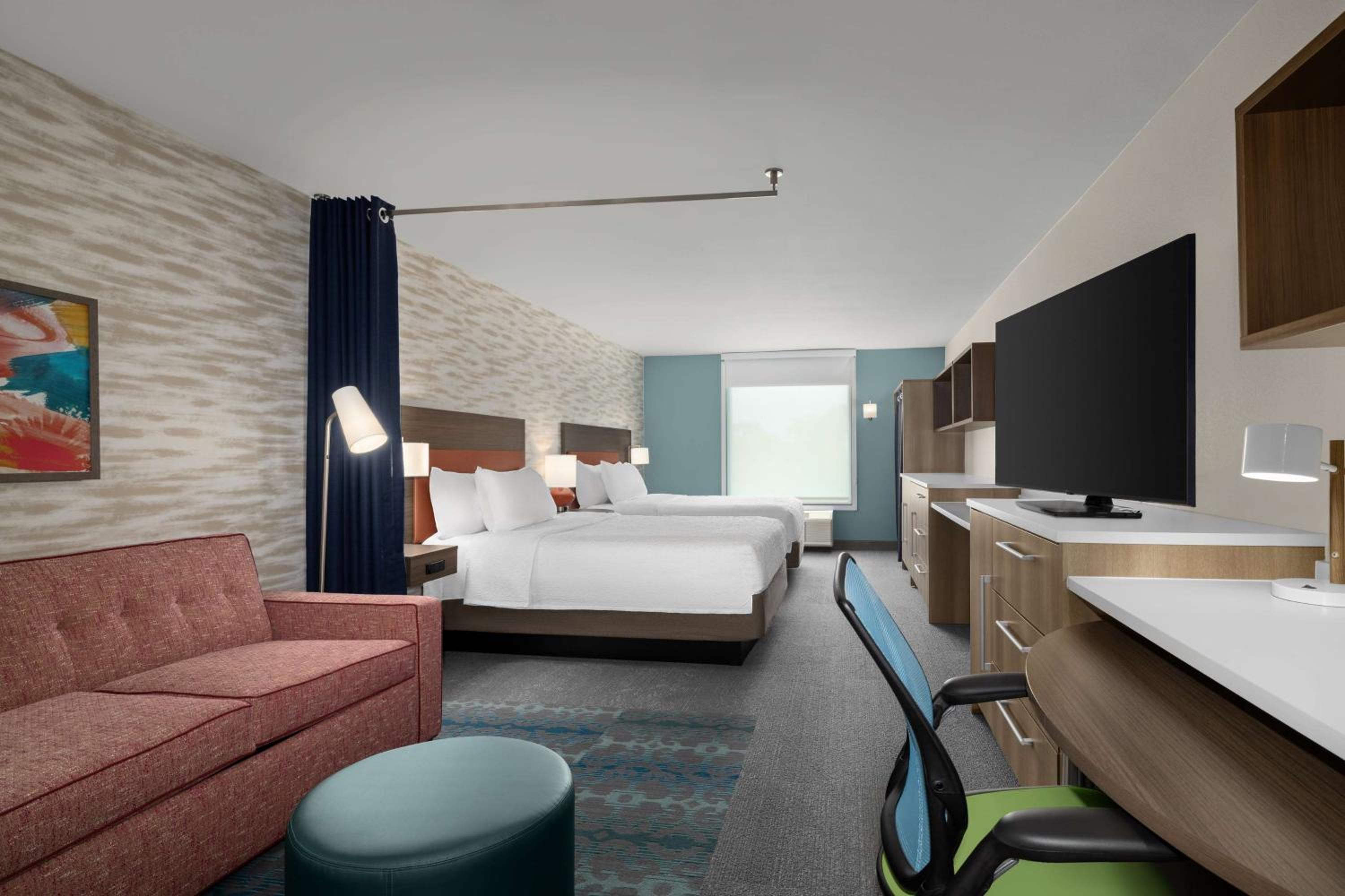 Studio Suite with Two Queen Beds - Photo 6