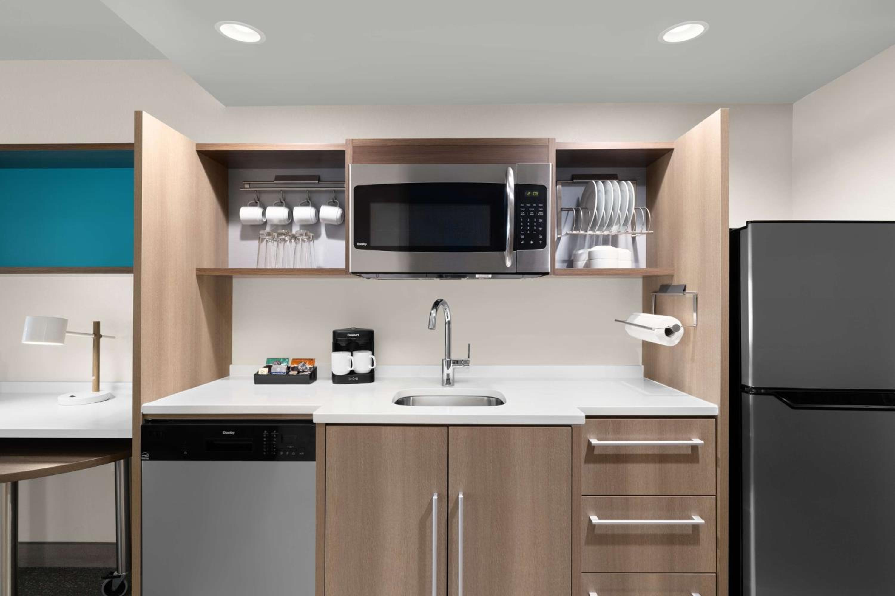 King Studio Suite - Photo 6