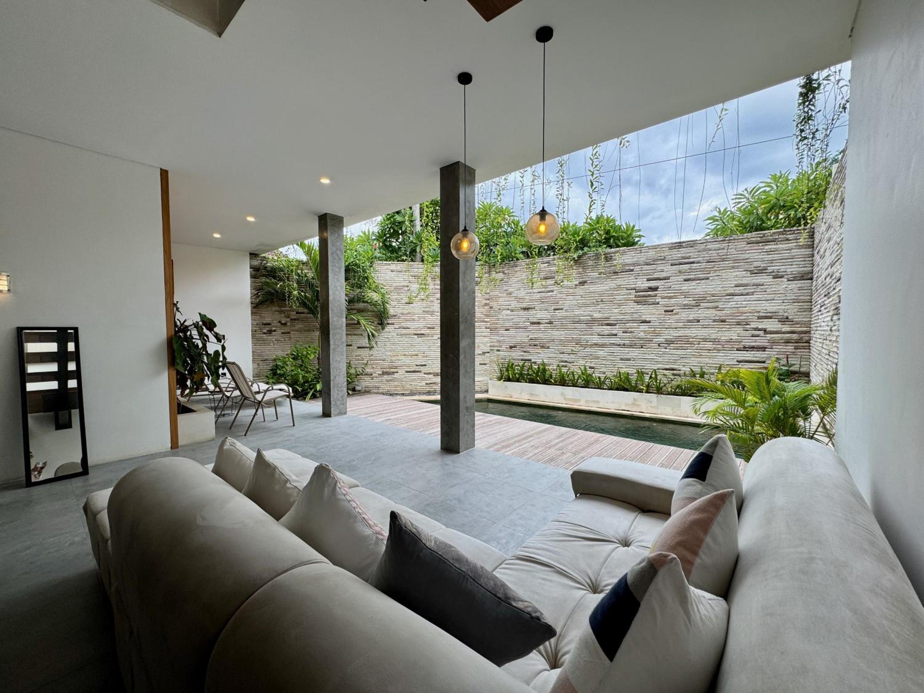 Jacuzzi Villa - Photo 3