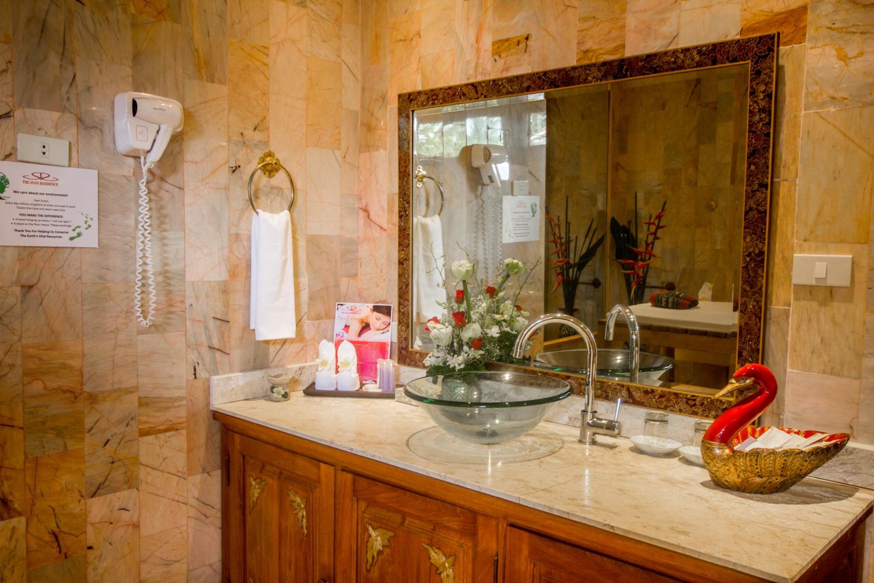Villa with Sea View - Photo 3