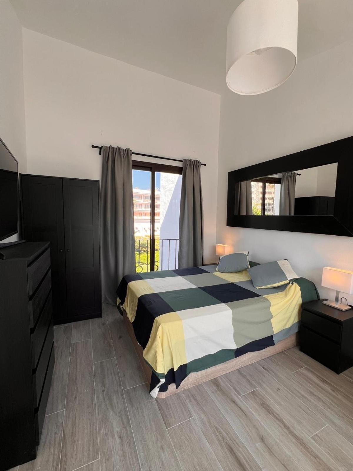 Studio with Sofa Bed