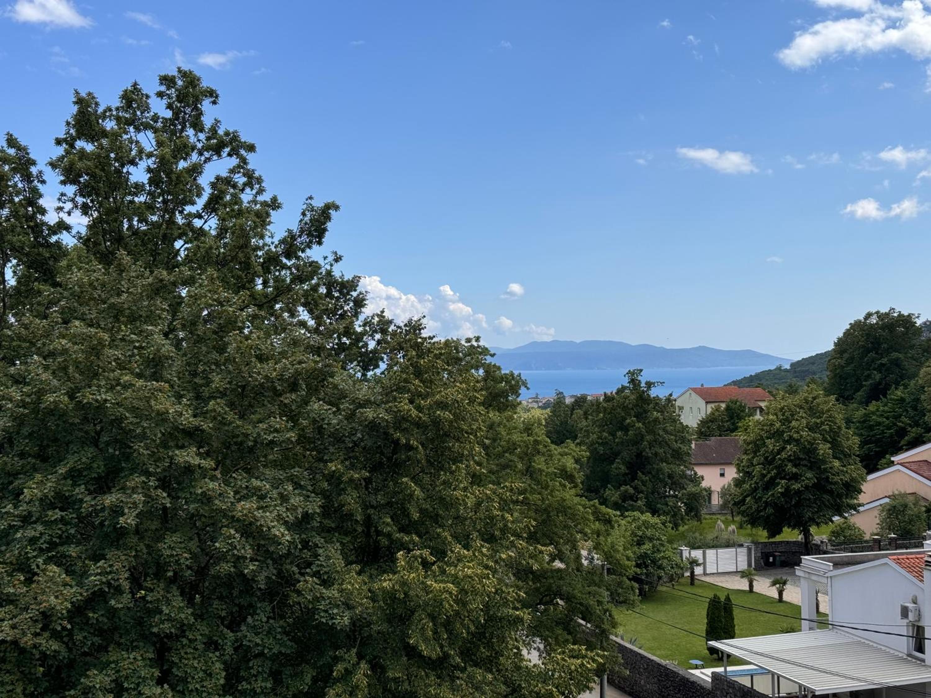 Two-Bedroom Apartment with Garden View photo 3