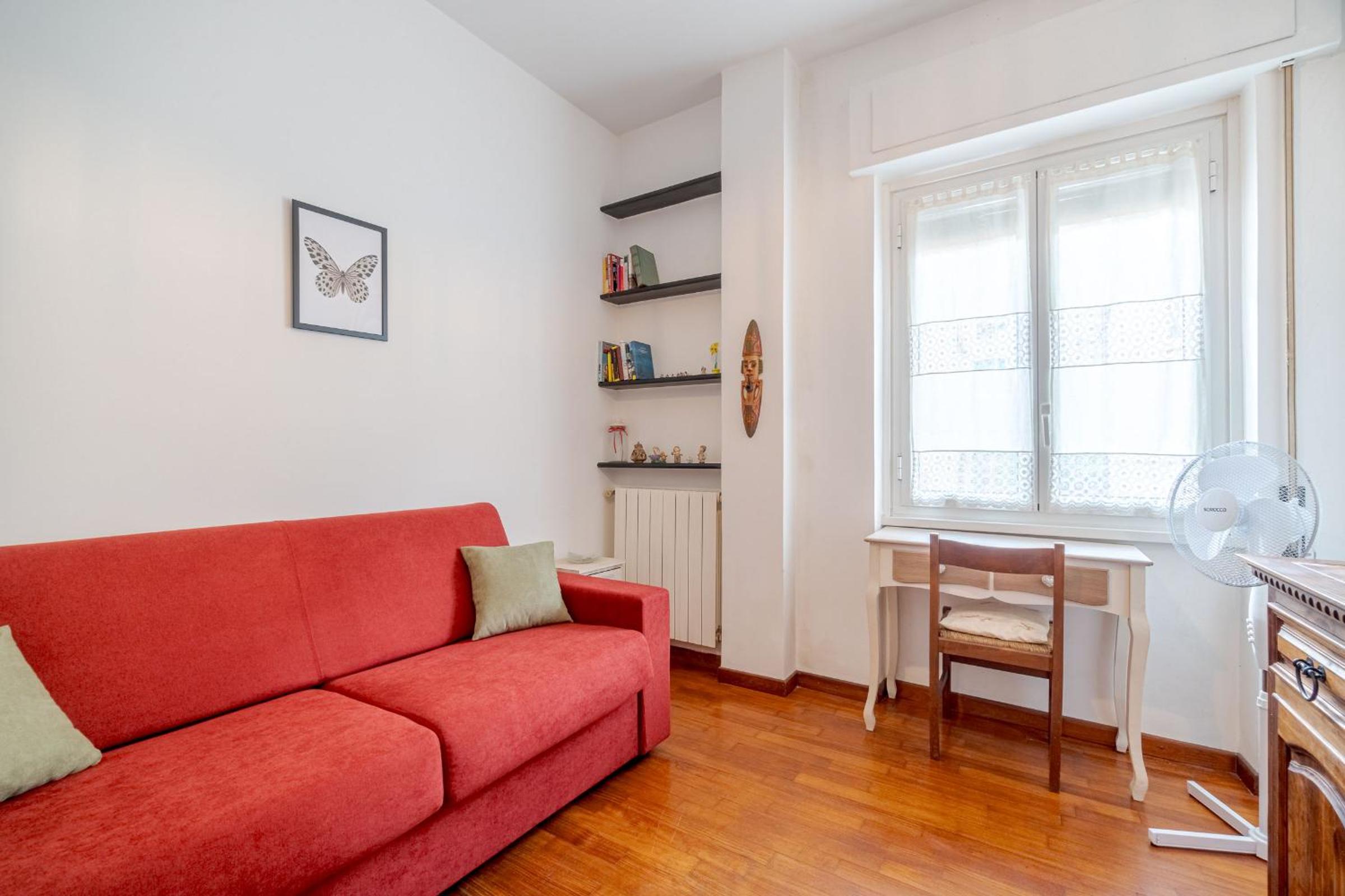 One-Bedroom Apartment