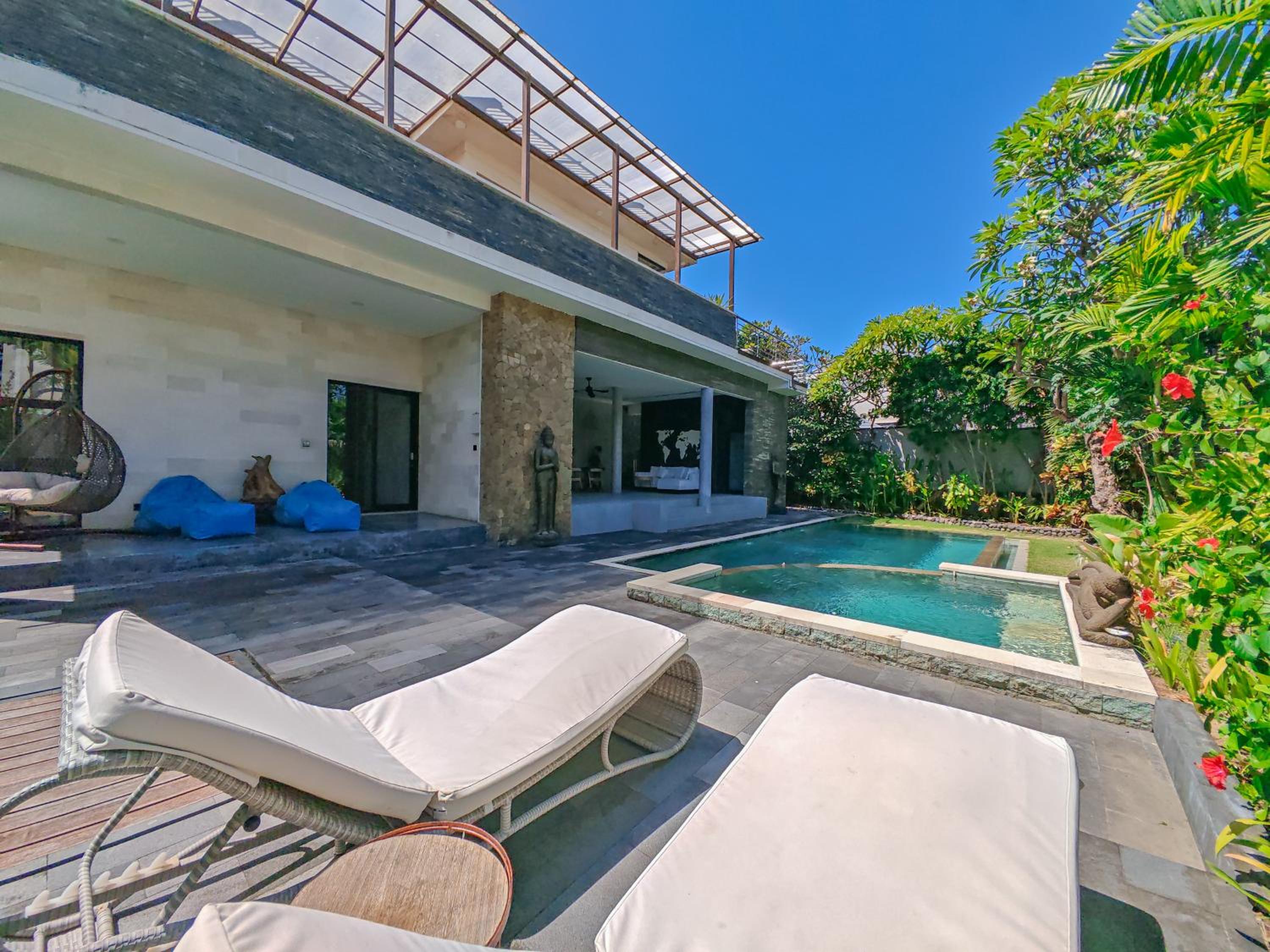 Superior Villa - Photo 11