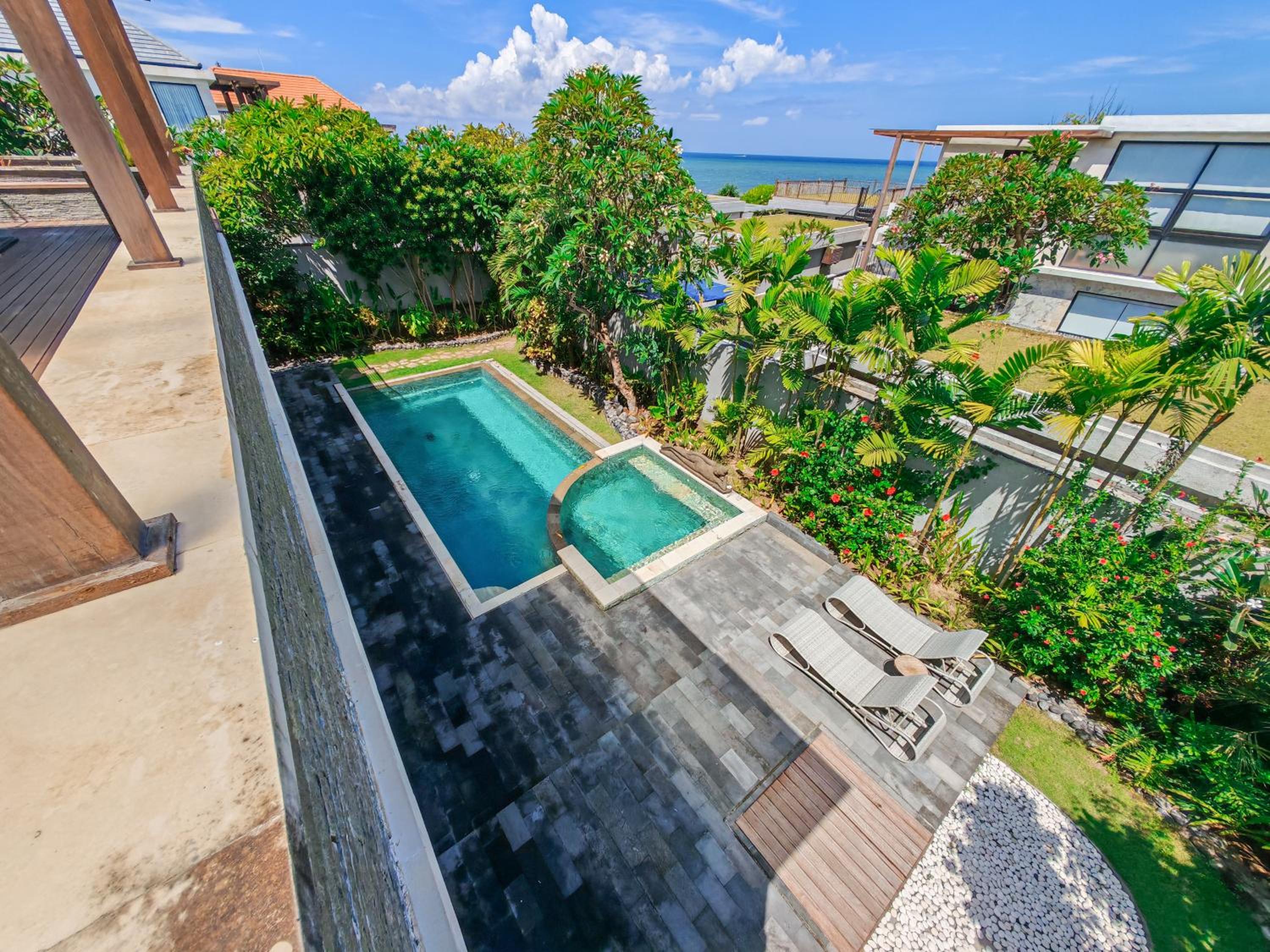Superior Villa - Photo 16