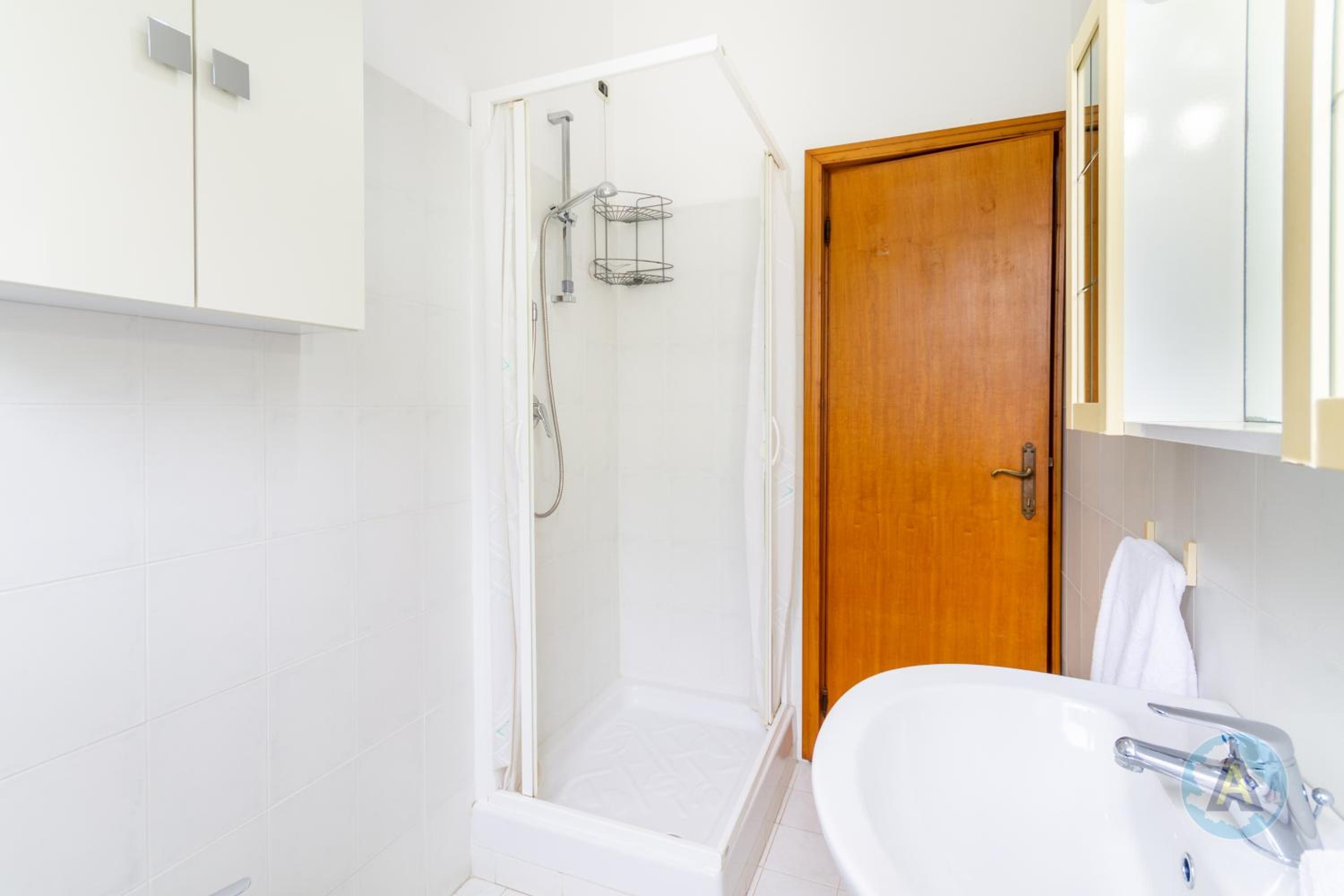 One-Bedroom House photo 2