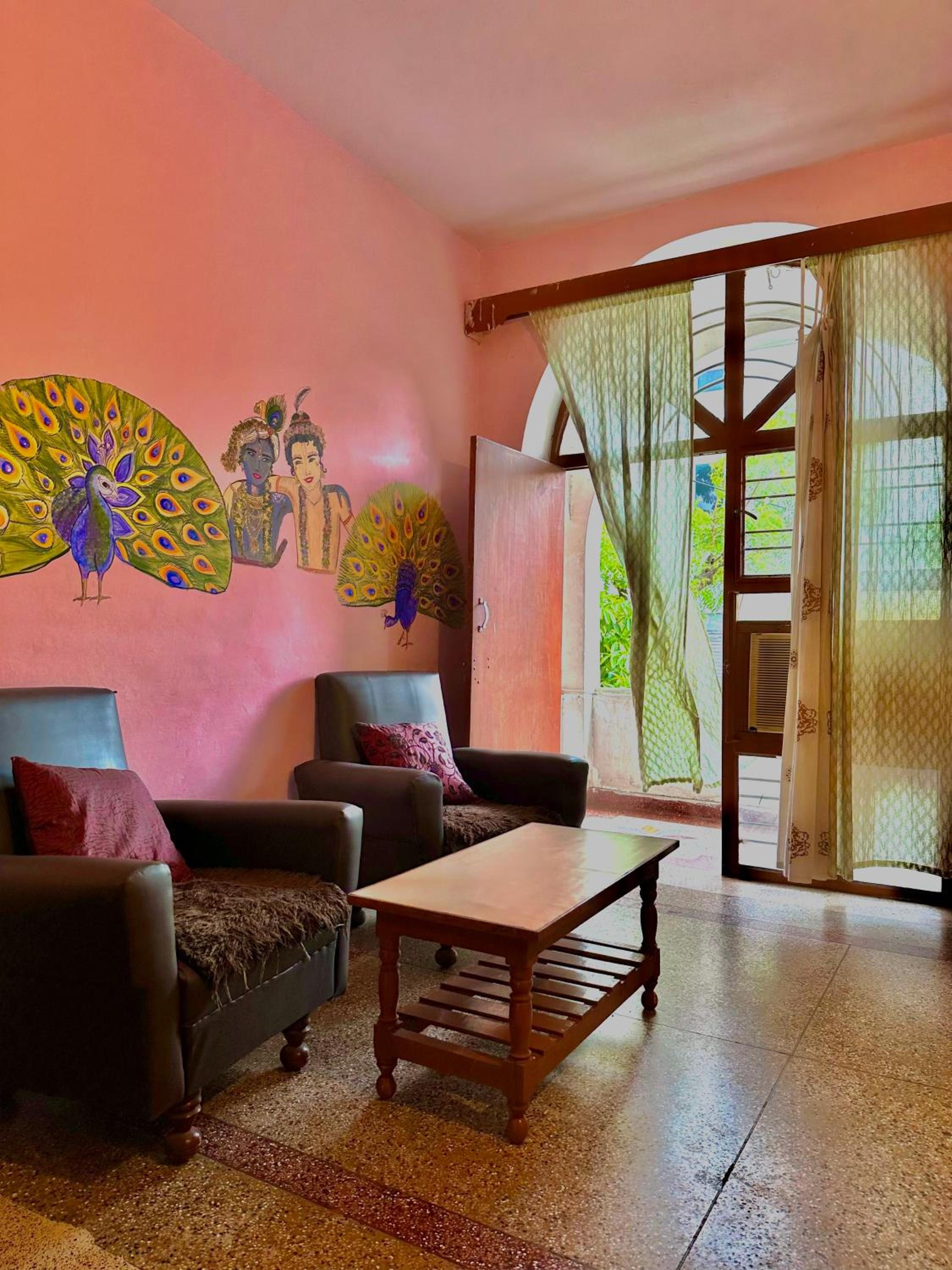 Queen Room