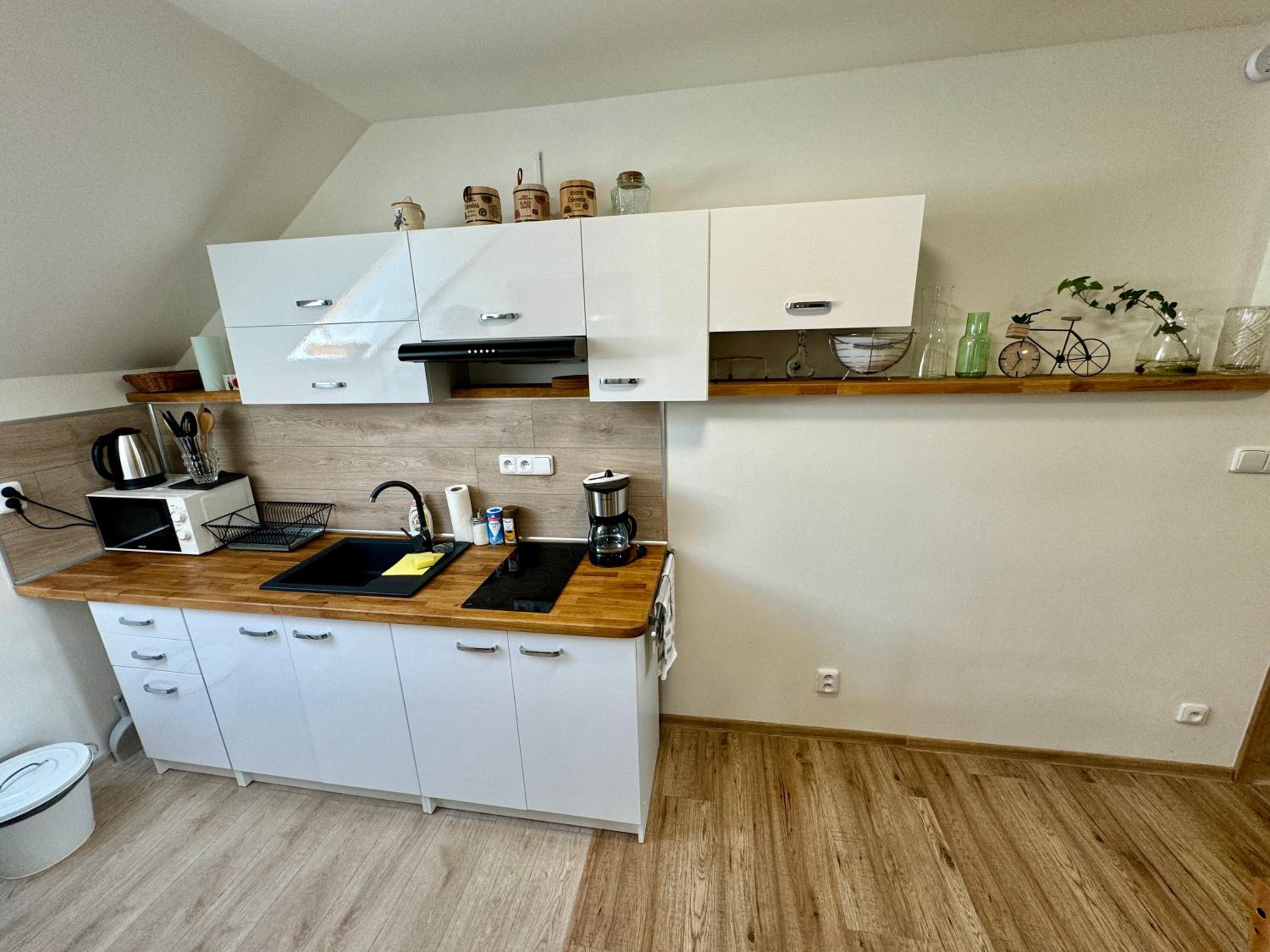 Two-Bedroom Apartment with Garden View photo 2