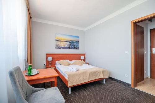 Deluxe Double Room with Balcony photo 2