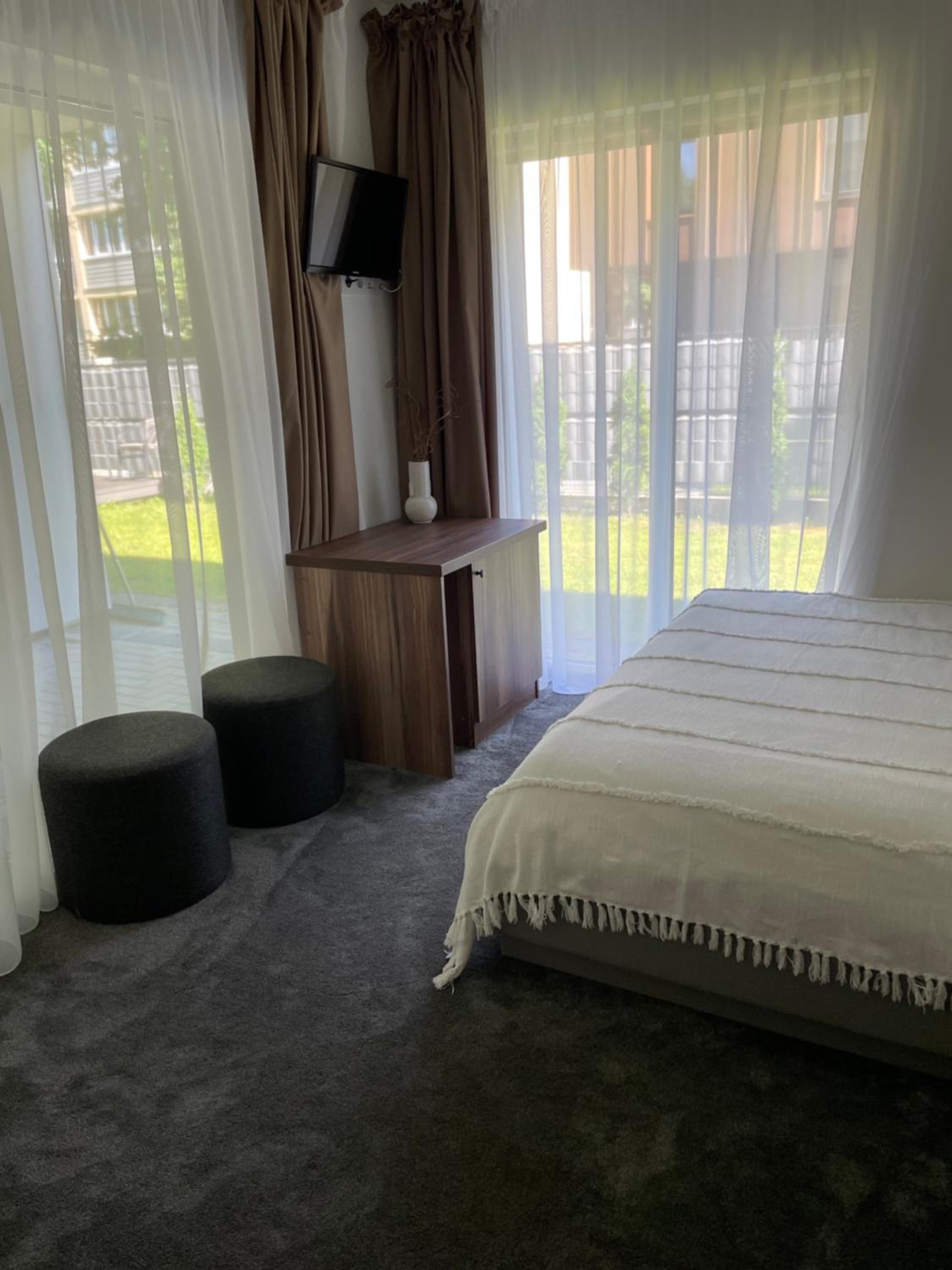 Double Room with Patio photo 3