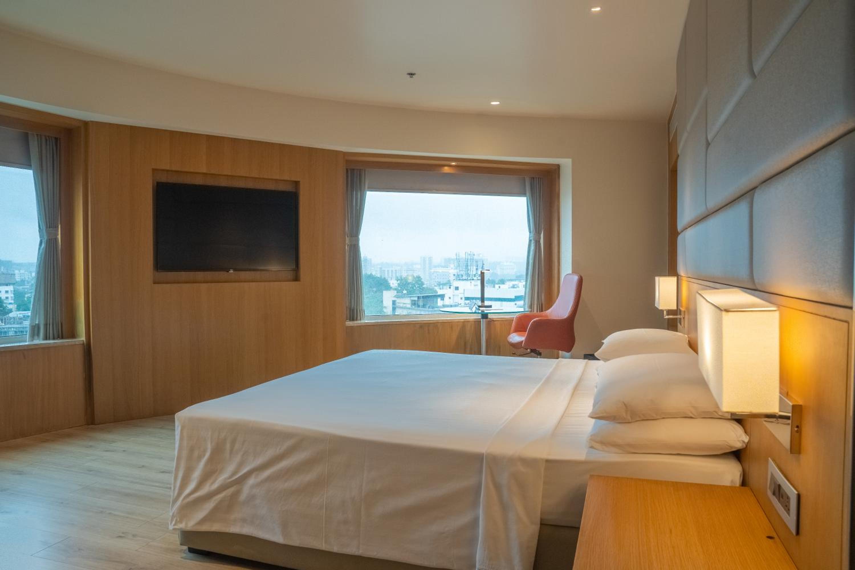 Royal Studio Suite at Courtyard by Marriott Nashik Royal Studio Suite at Courtyard by Marriott Nashik