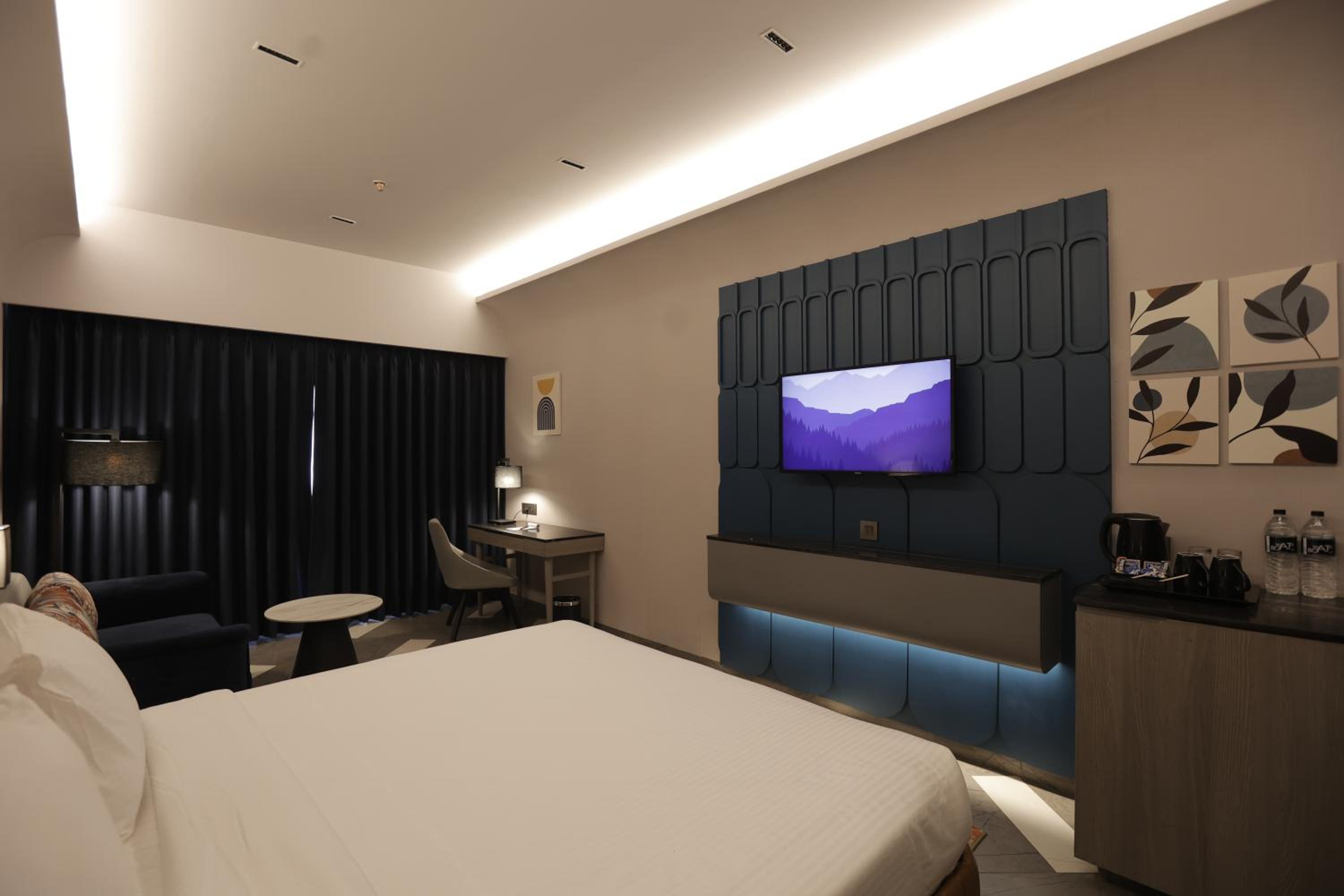 Deluxe Double Room photo 3