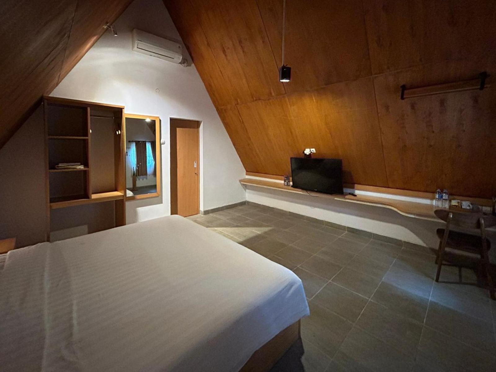 Deluxe Double Room - Photo 4