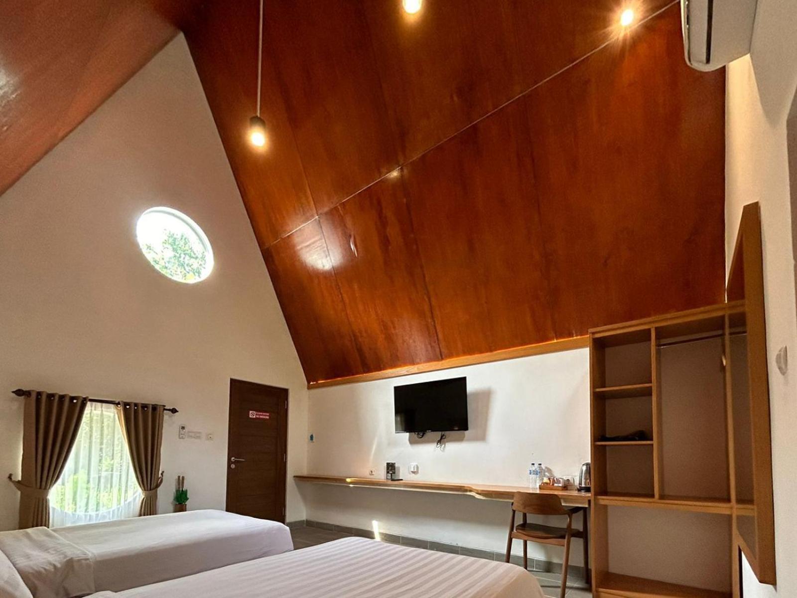 Deluxe Twin Room - Photo 2