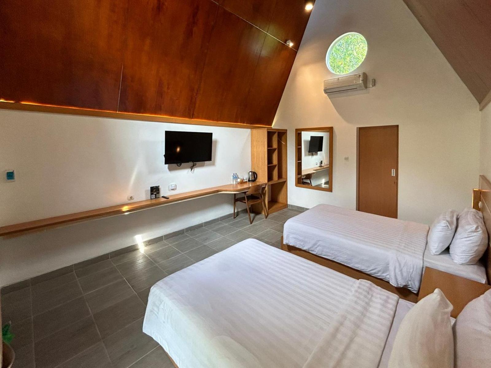 Deluxe Twin Room - Photo 3