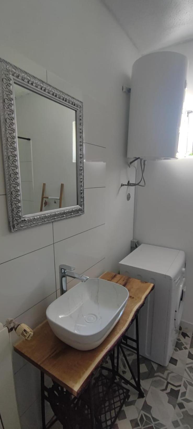 Two-Bedroom Apartment - Photo 4