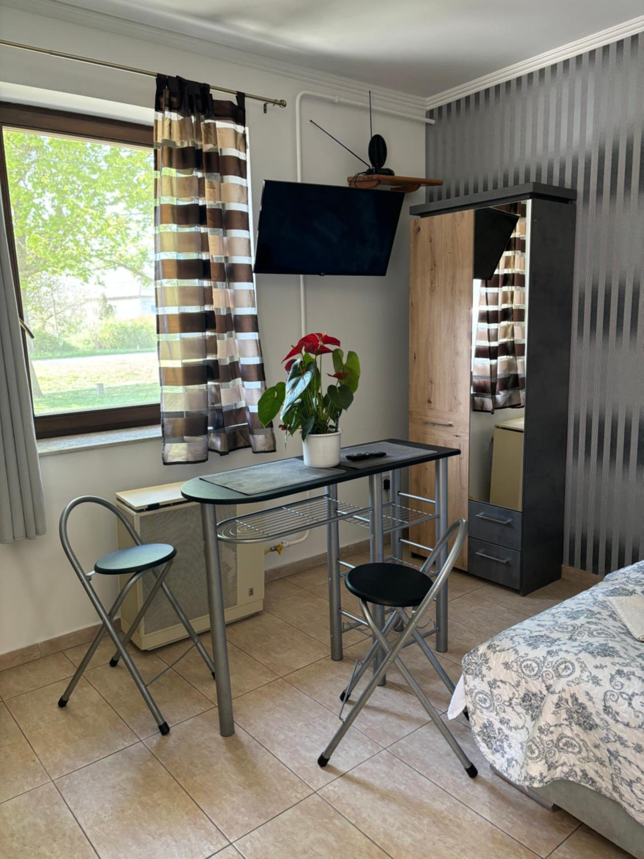 Double Room with Private Bathroom photo 1
