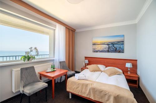 Deluxe Double Room with Balcony and Sea View photo 1