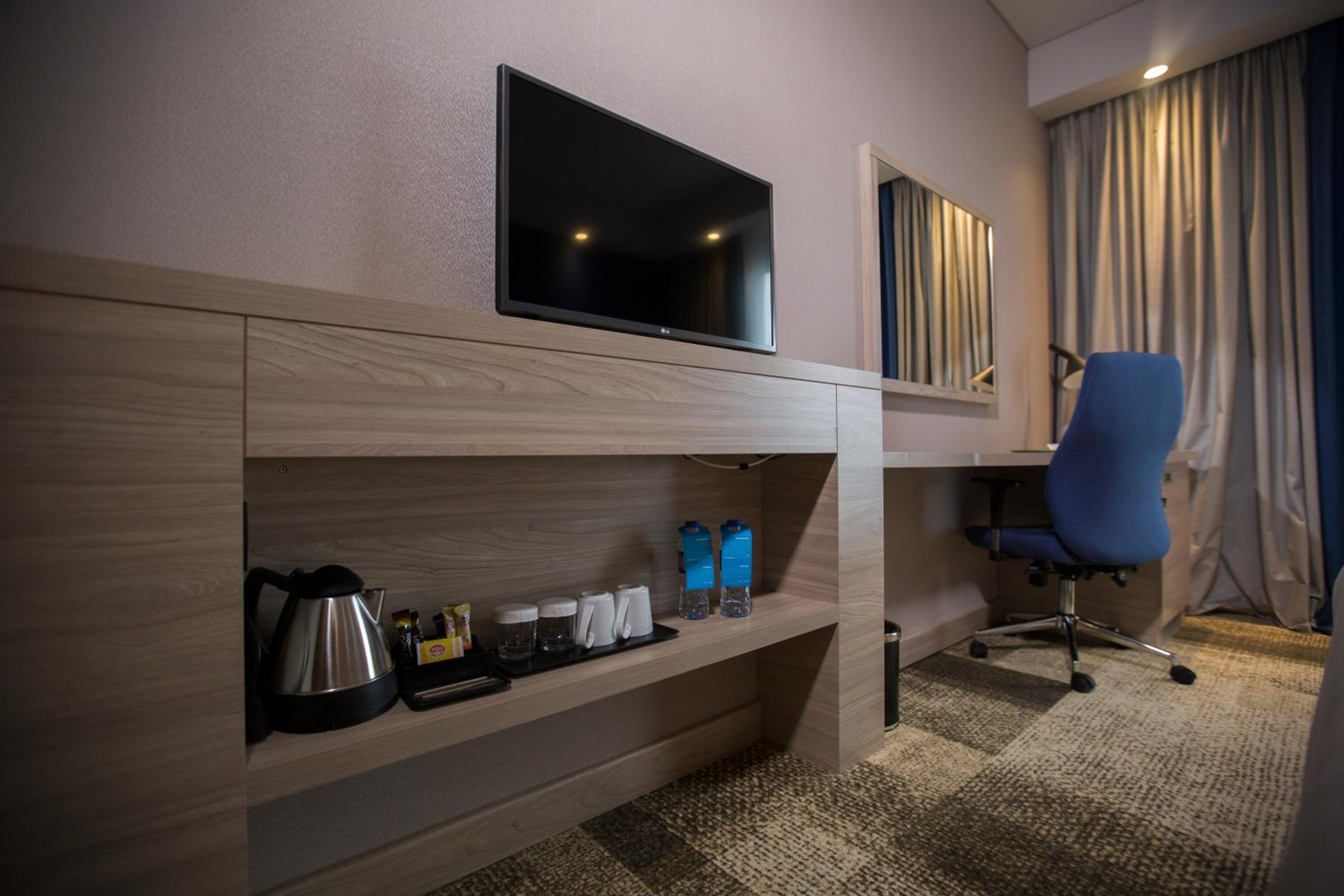Twin Room - Non-Smoking