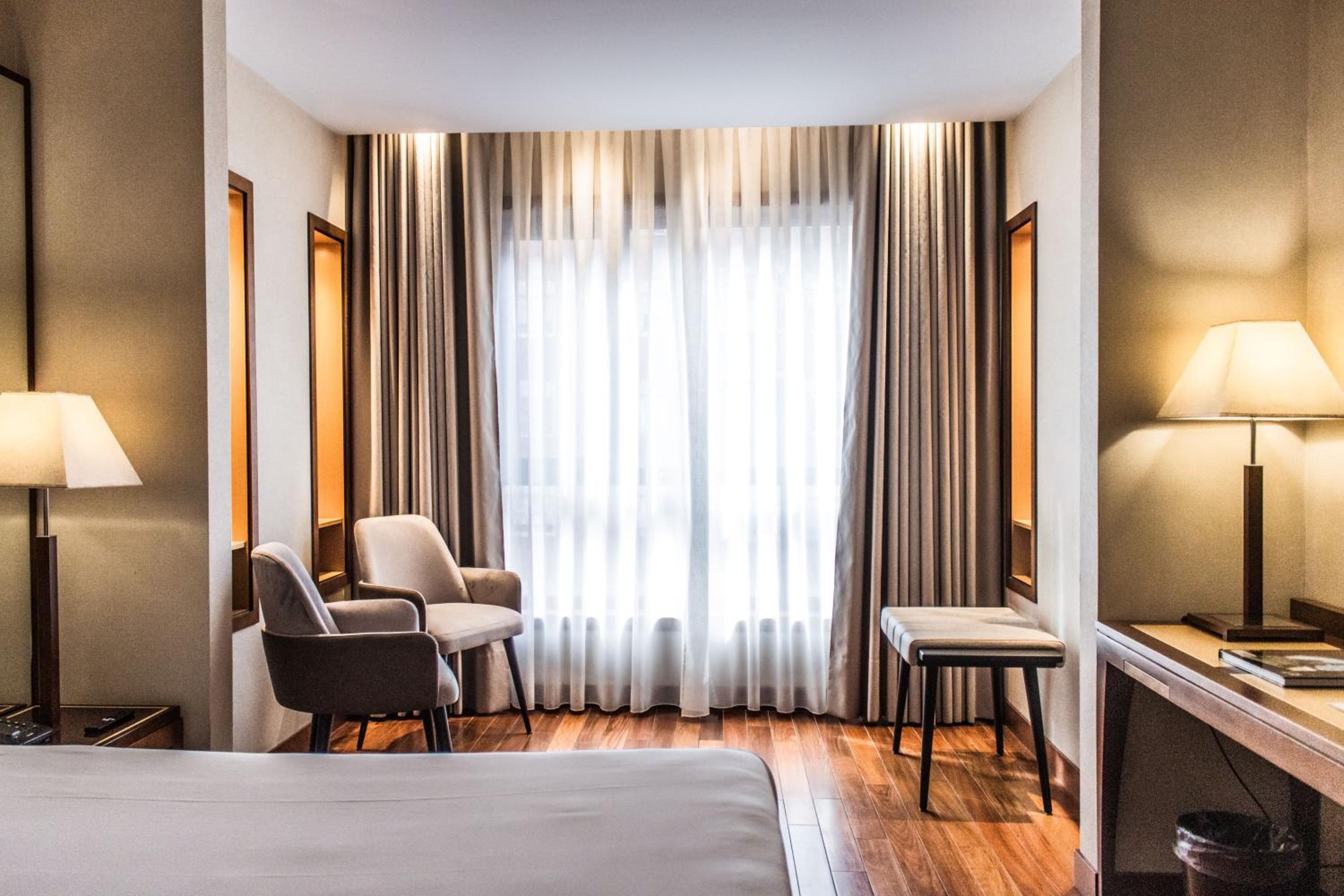 Double or Twin Room (1-2 Adults) - Photo 3
