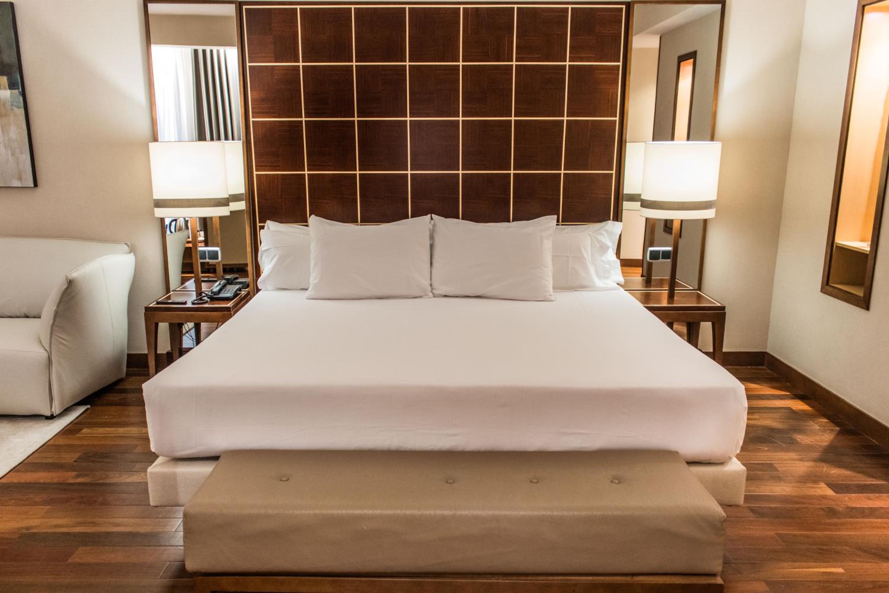 Junior Suite - Photo 1