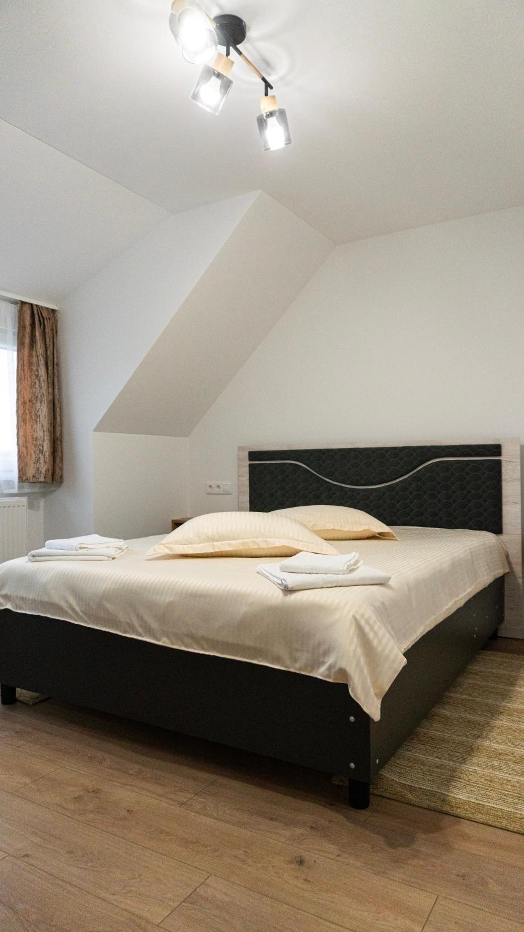 Double Room with Private Bathroom photo 1