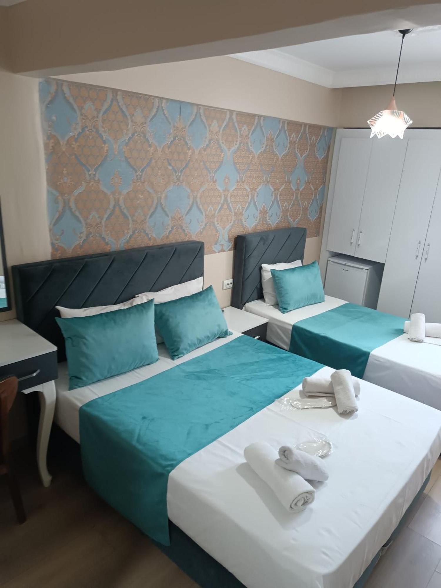 Deluxe Triple Room photo 3