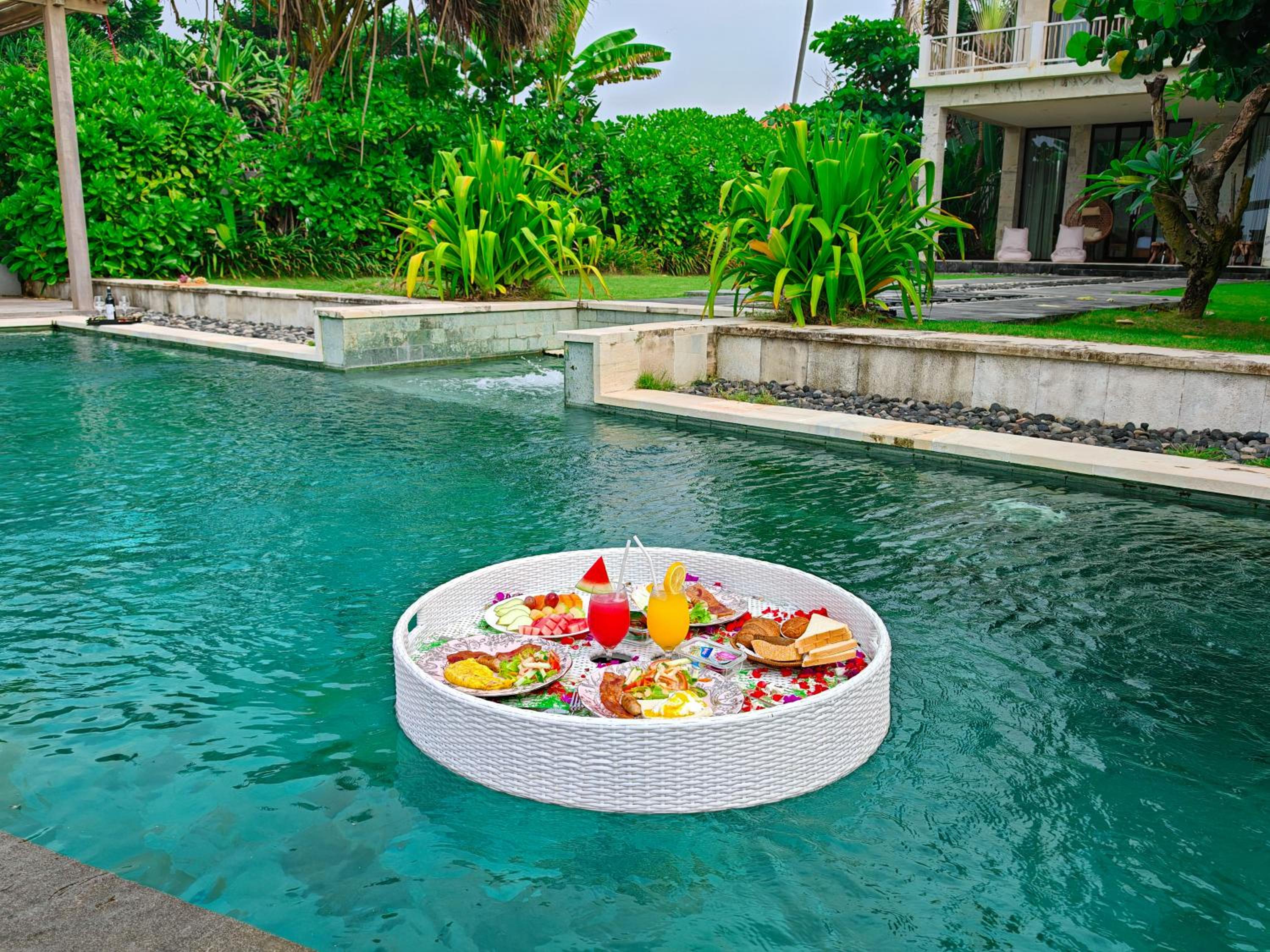 Villa Beach Front Sahadewa - Photo 13