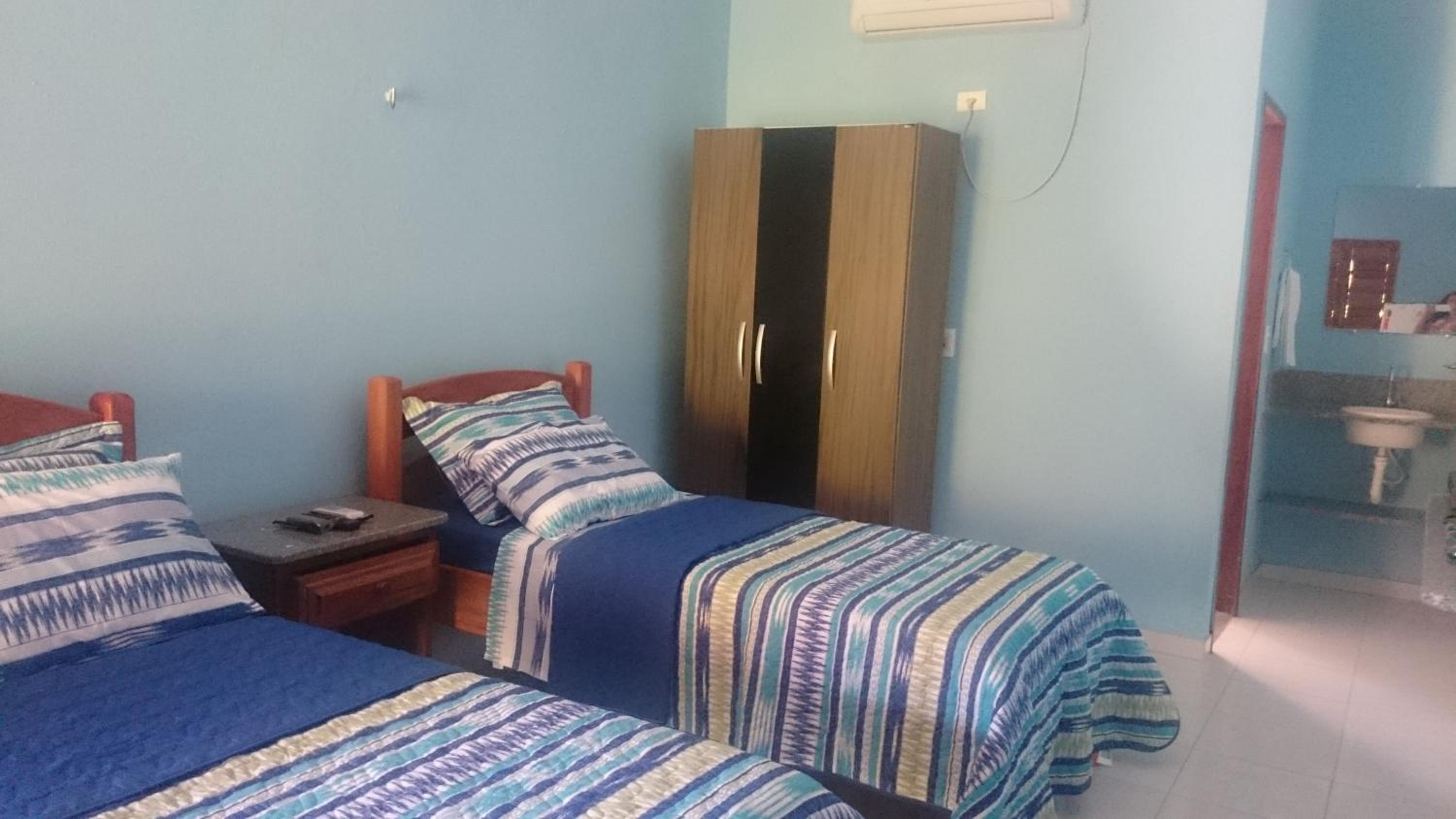 Double Room with Patio - Photo 23