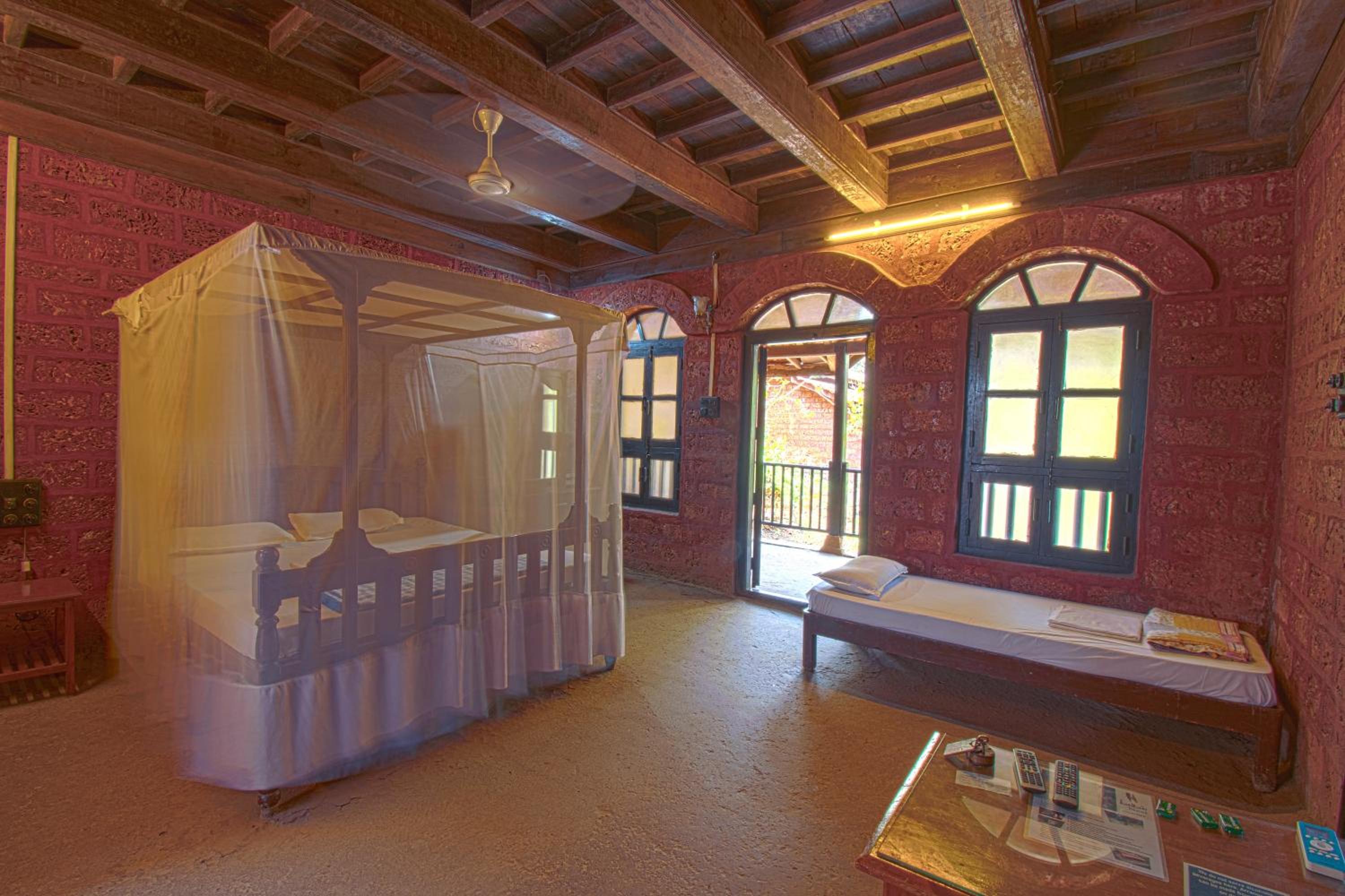 Basic Triple Room