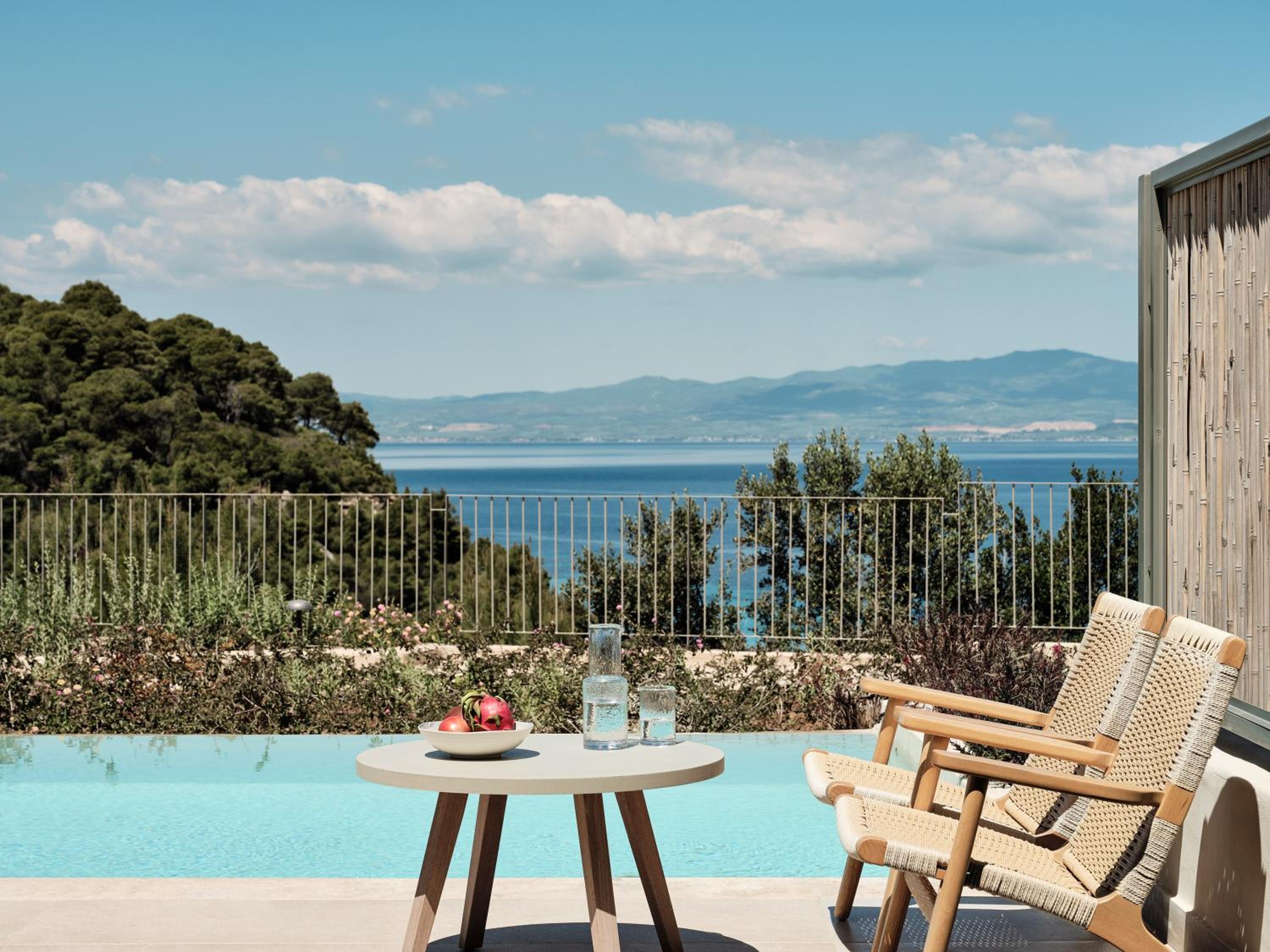One Bedroom Panoramic suite Sea View with Private Pool & Hot Tub - Photo 24