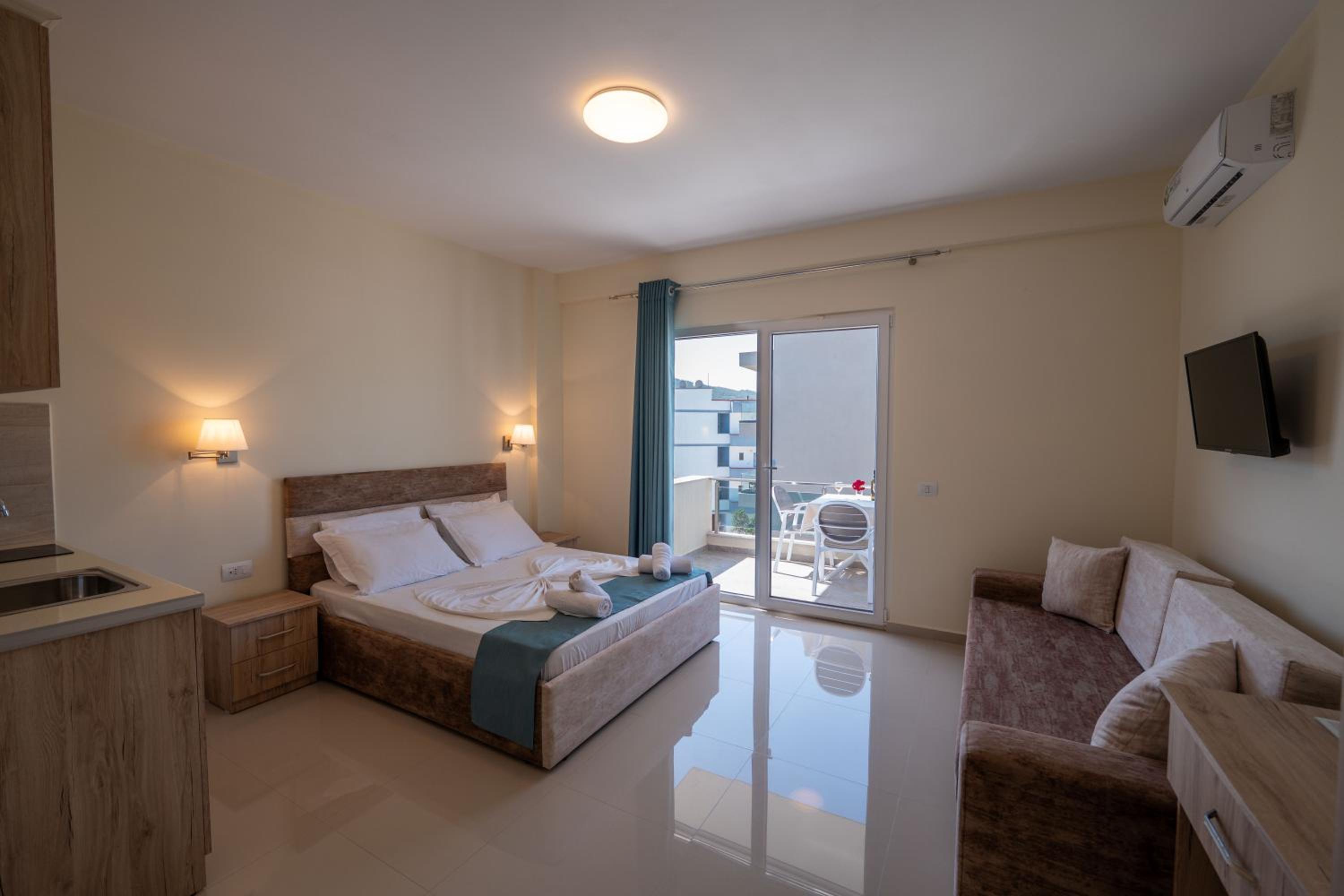 Quadruple Room with Balcony