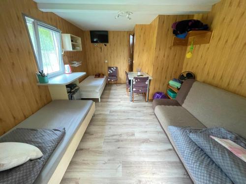 One-Bedroom House photo 3