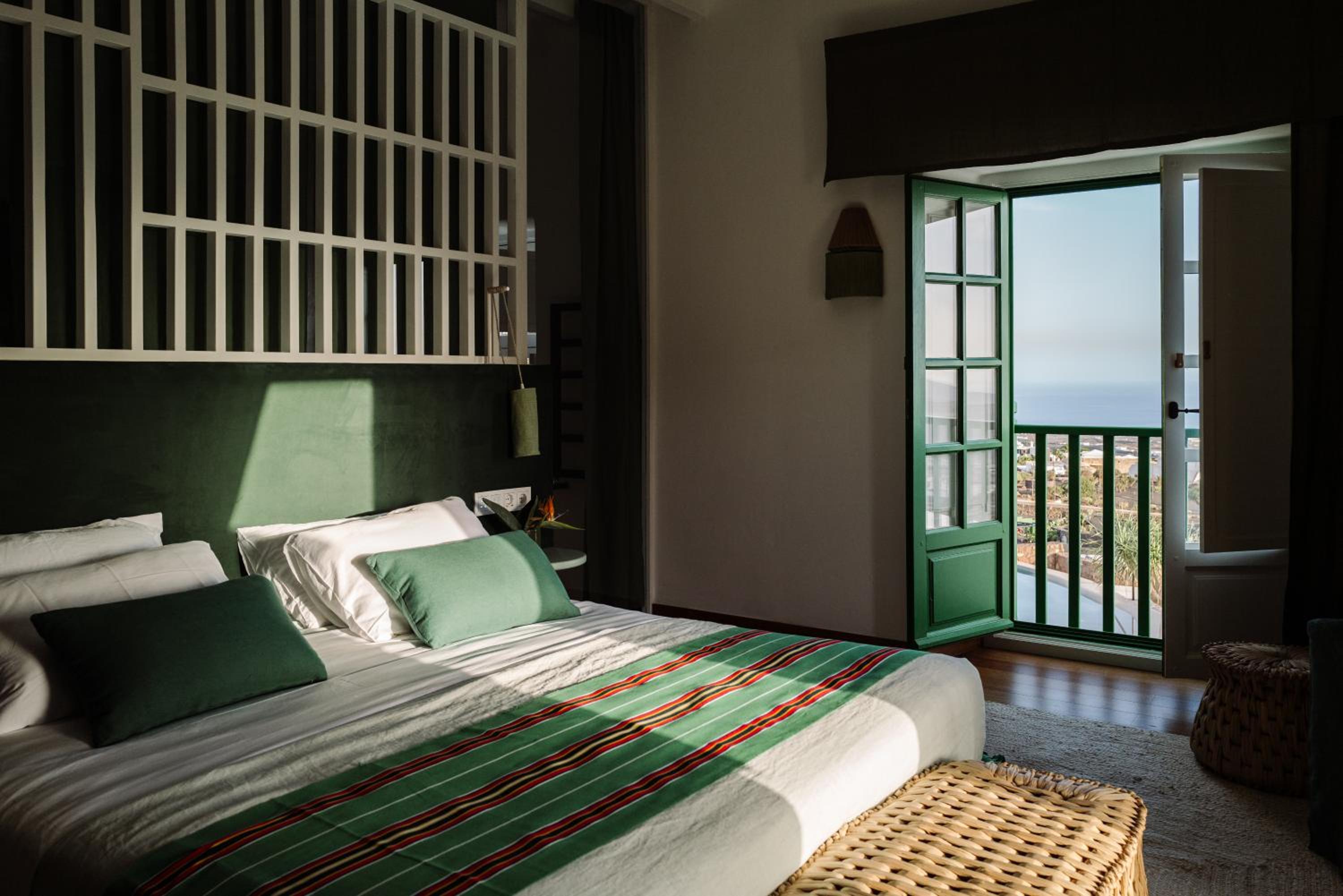 King Suite with Sea View photo 2
