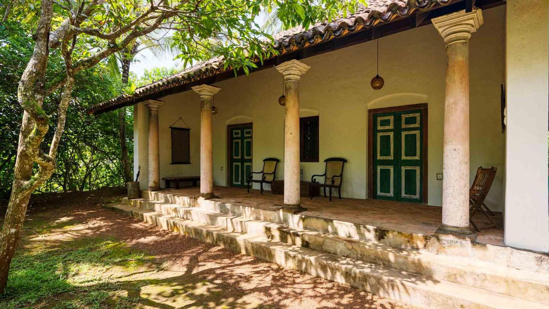 Villa with Private Pool - Photo 6
