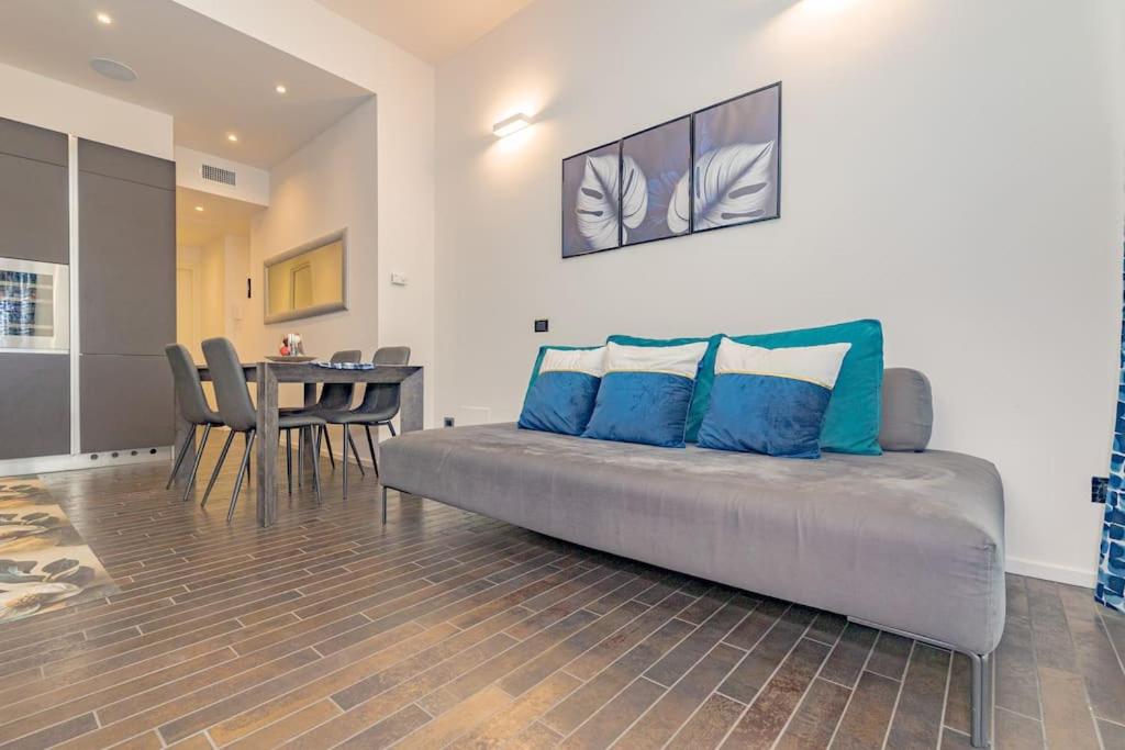 Superior Apartment with City View
