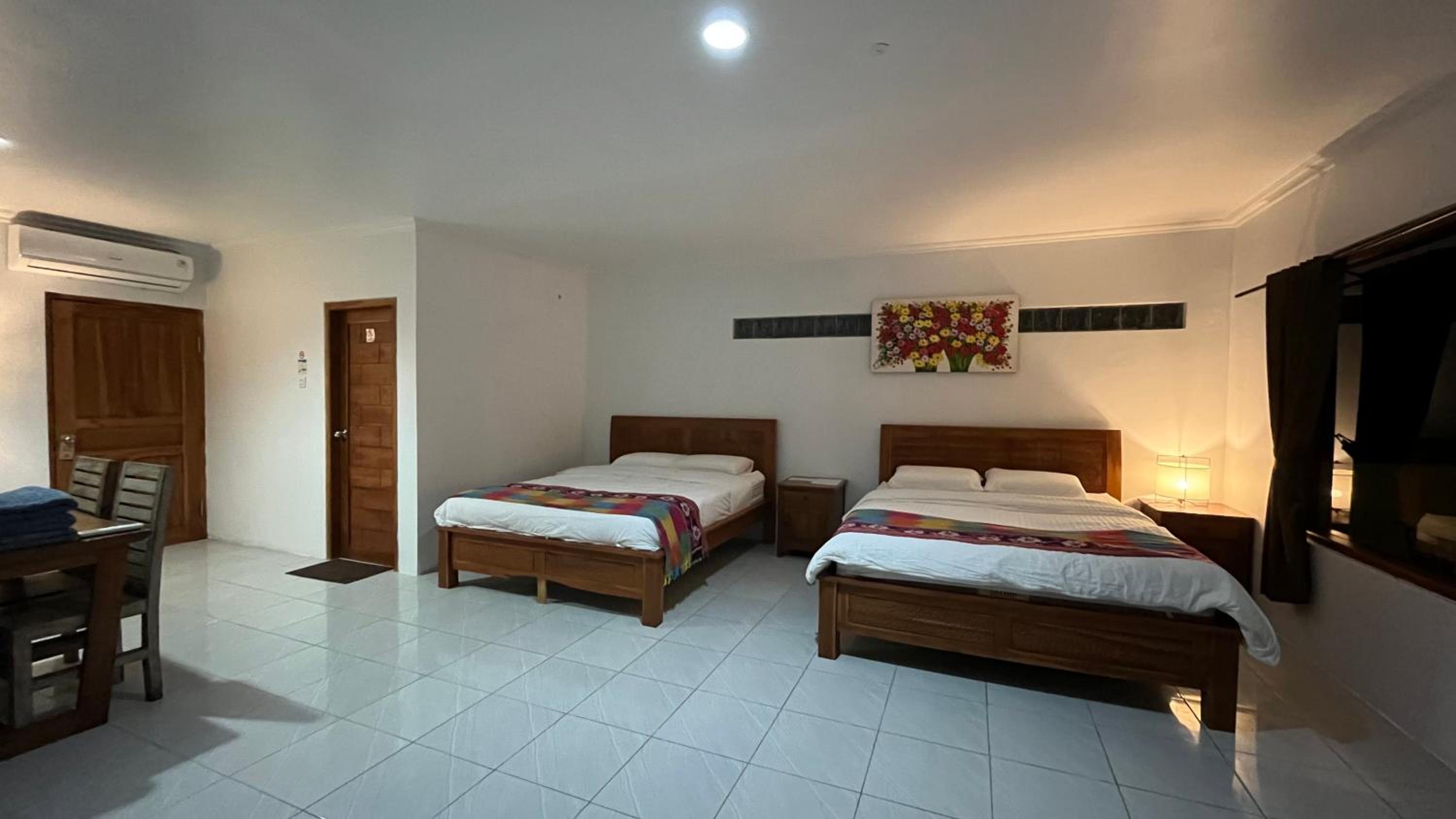 Deluxe Family Suite photo 3
