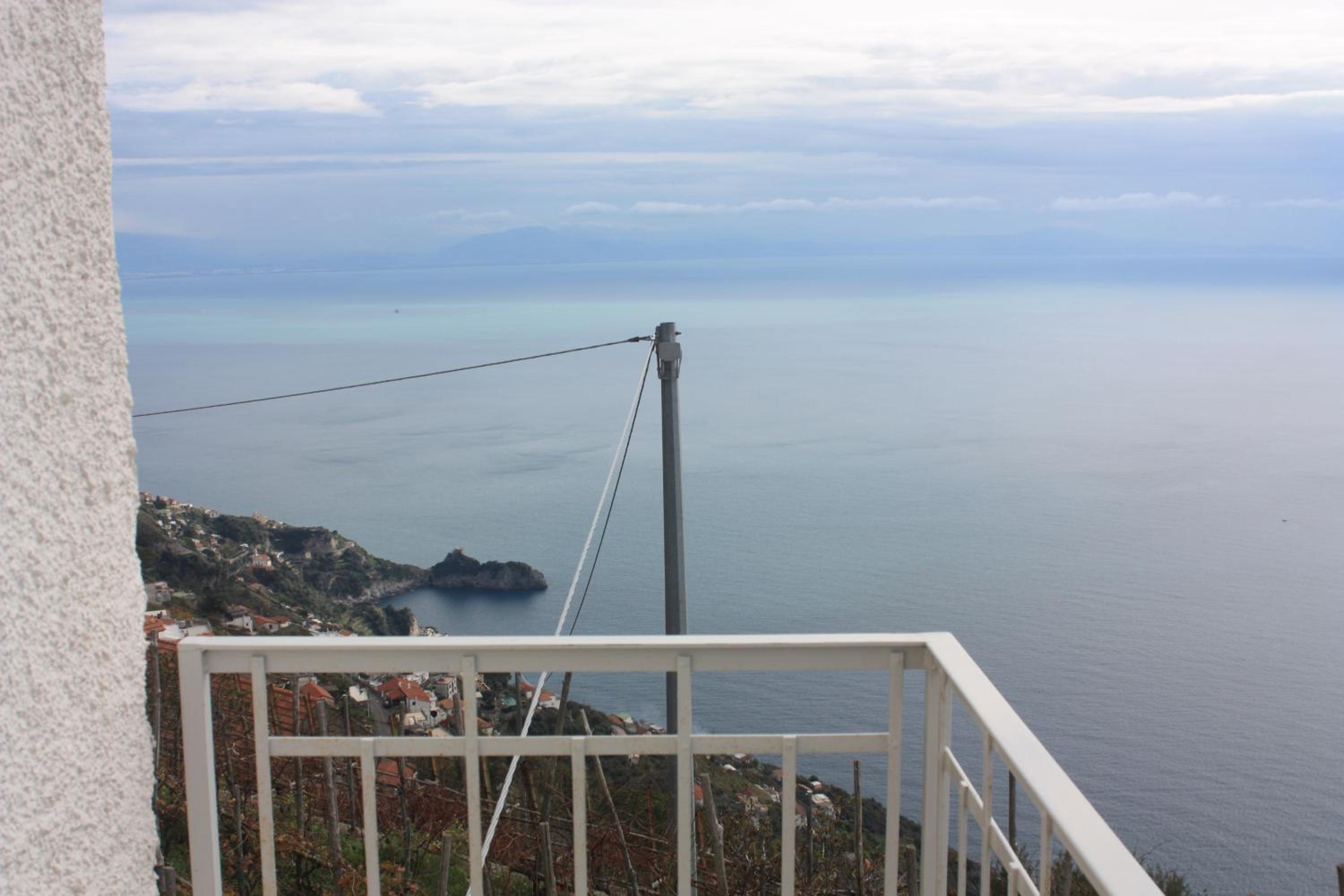 Apartment with View and Balcony - Photo 10