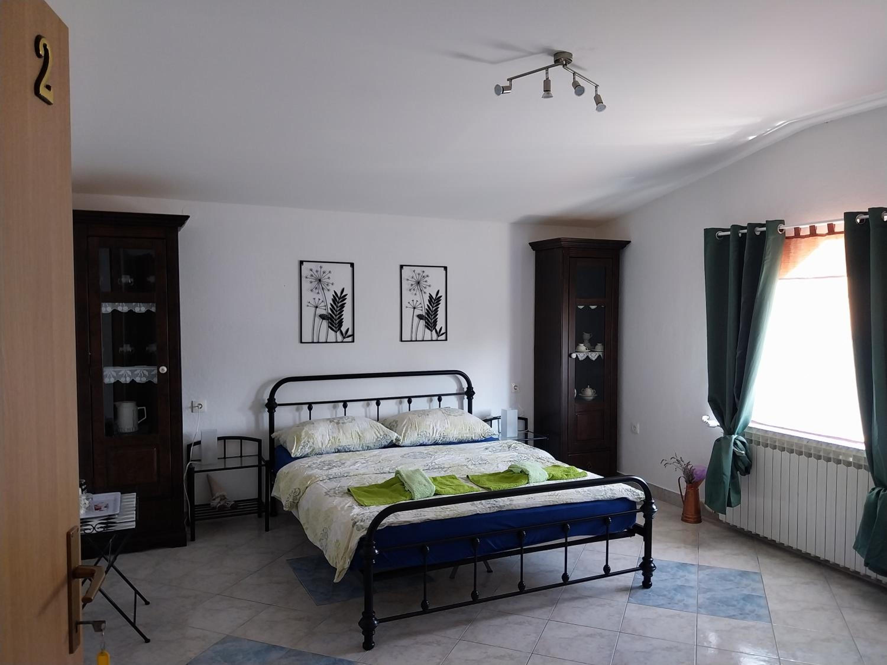 King Room with Mountain View photo 1