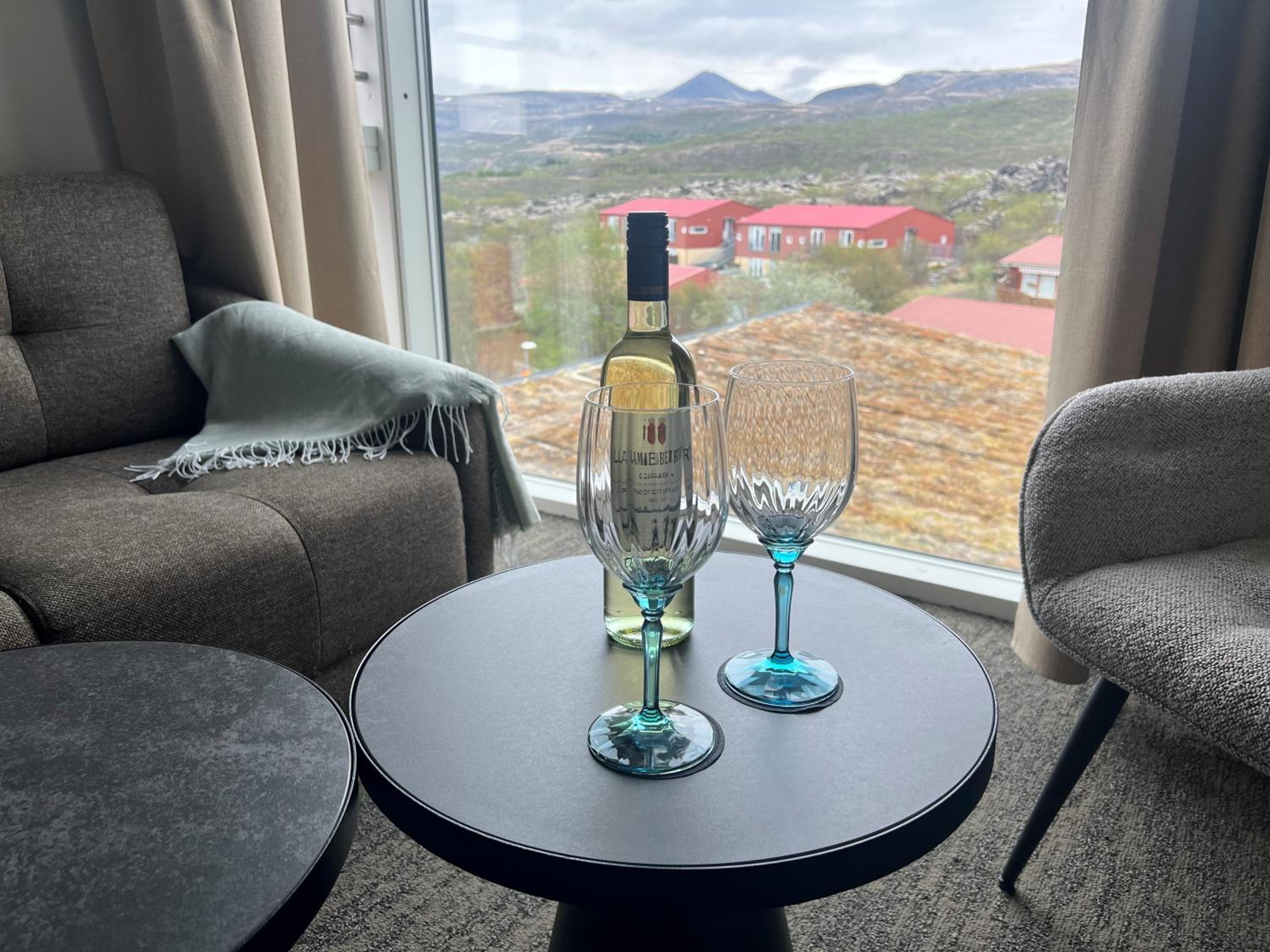 Double Room with Mountain View - Photo 18
