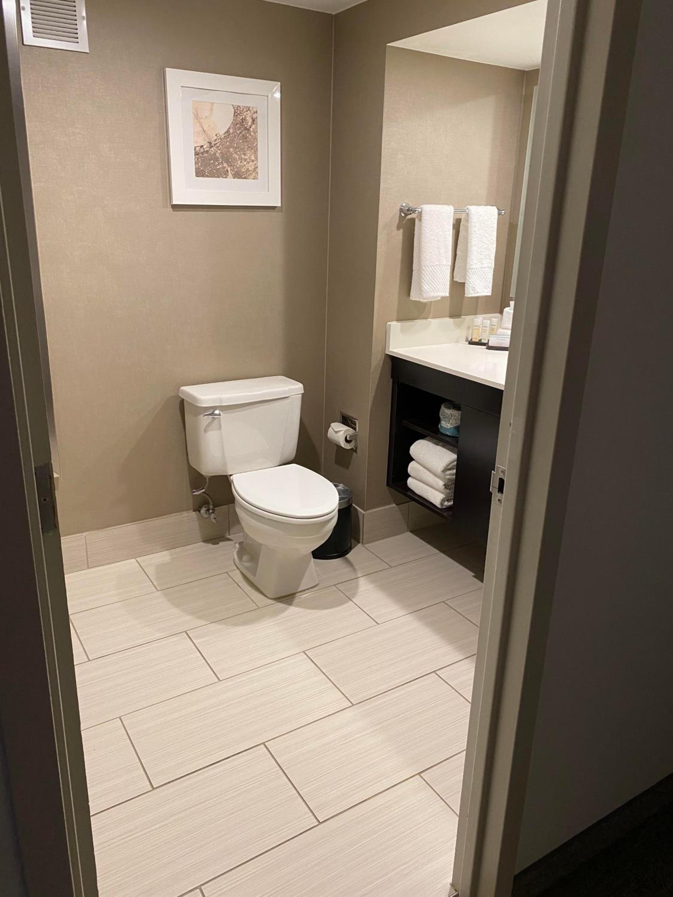 King Room - Mobility Access/Non-Smoking - Photo 2