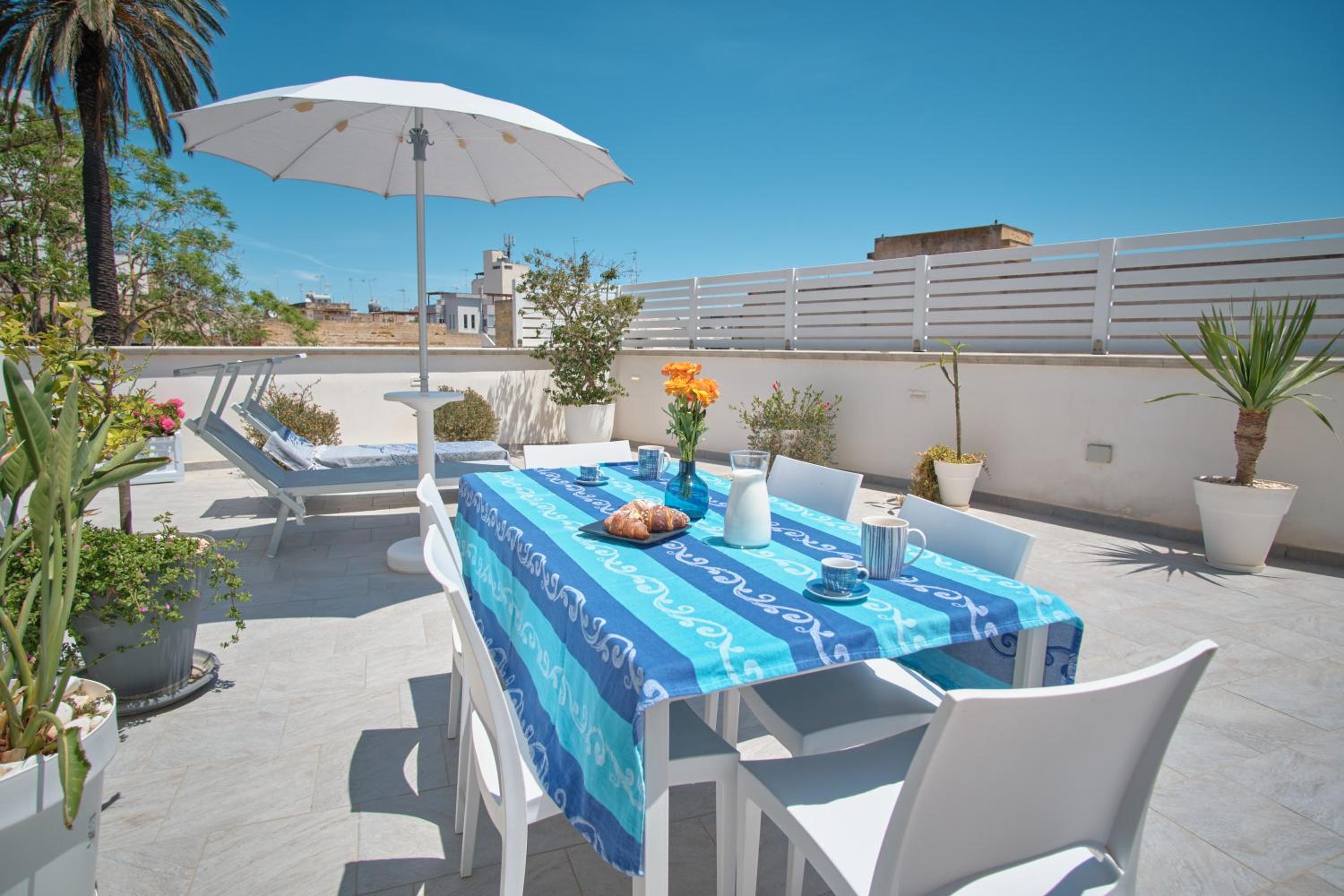 Studio with Terrace - Photo 31