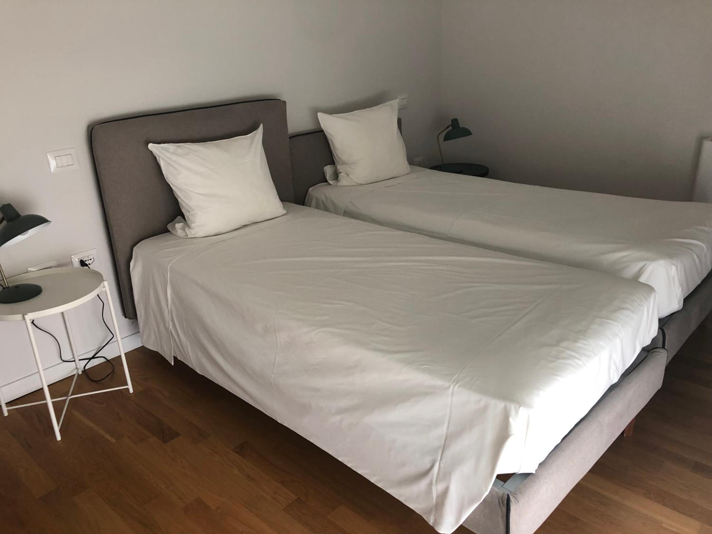 One-Bedroom Apartment - Photo 3