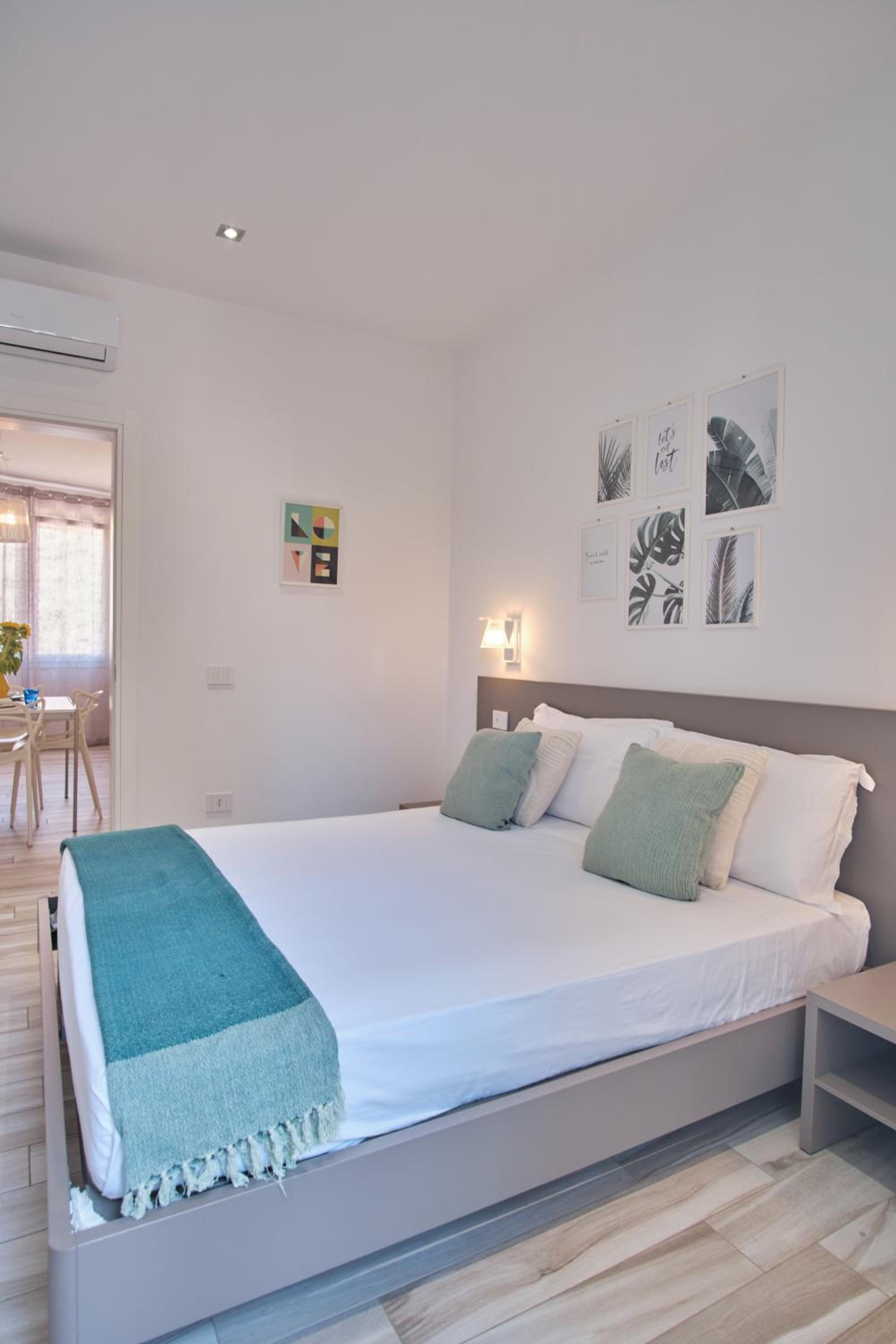 Superior Apartment - Photo 17