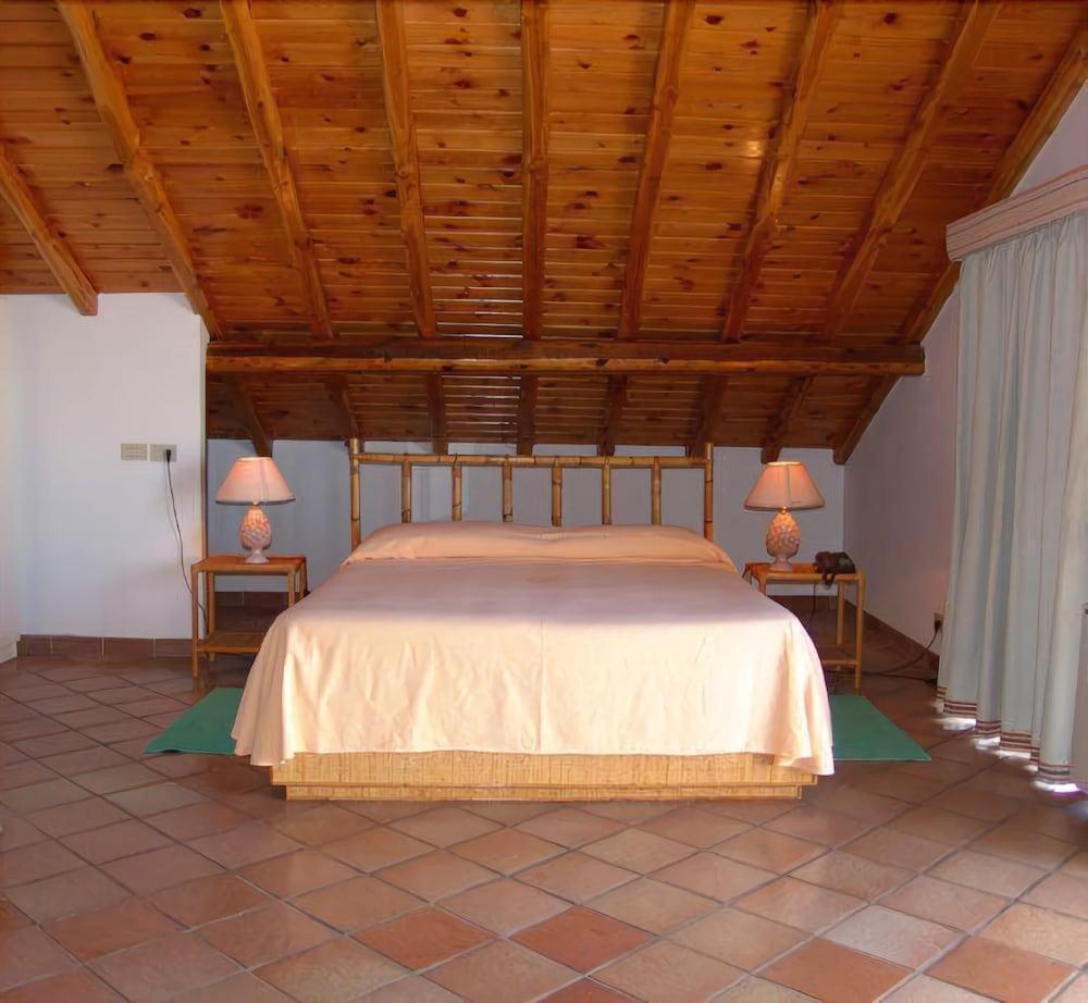 Quadruple Room with Balcony photo 1