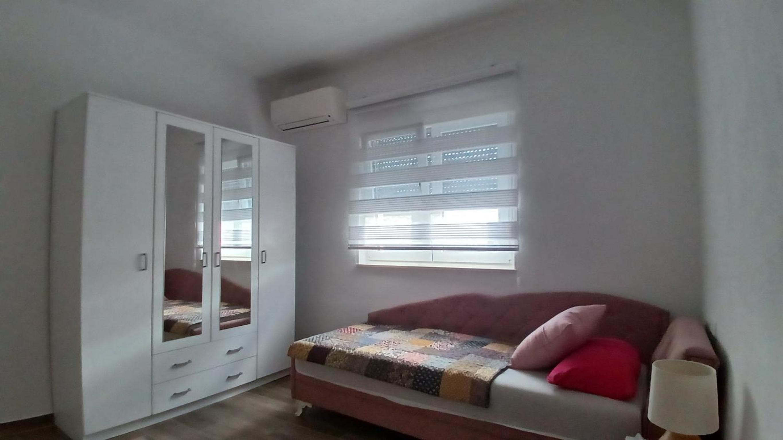 Apartment with Balcony photo 3