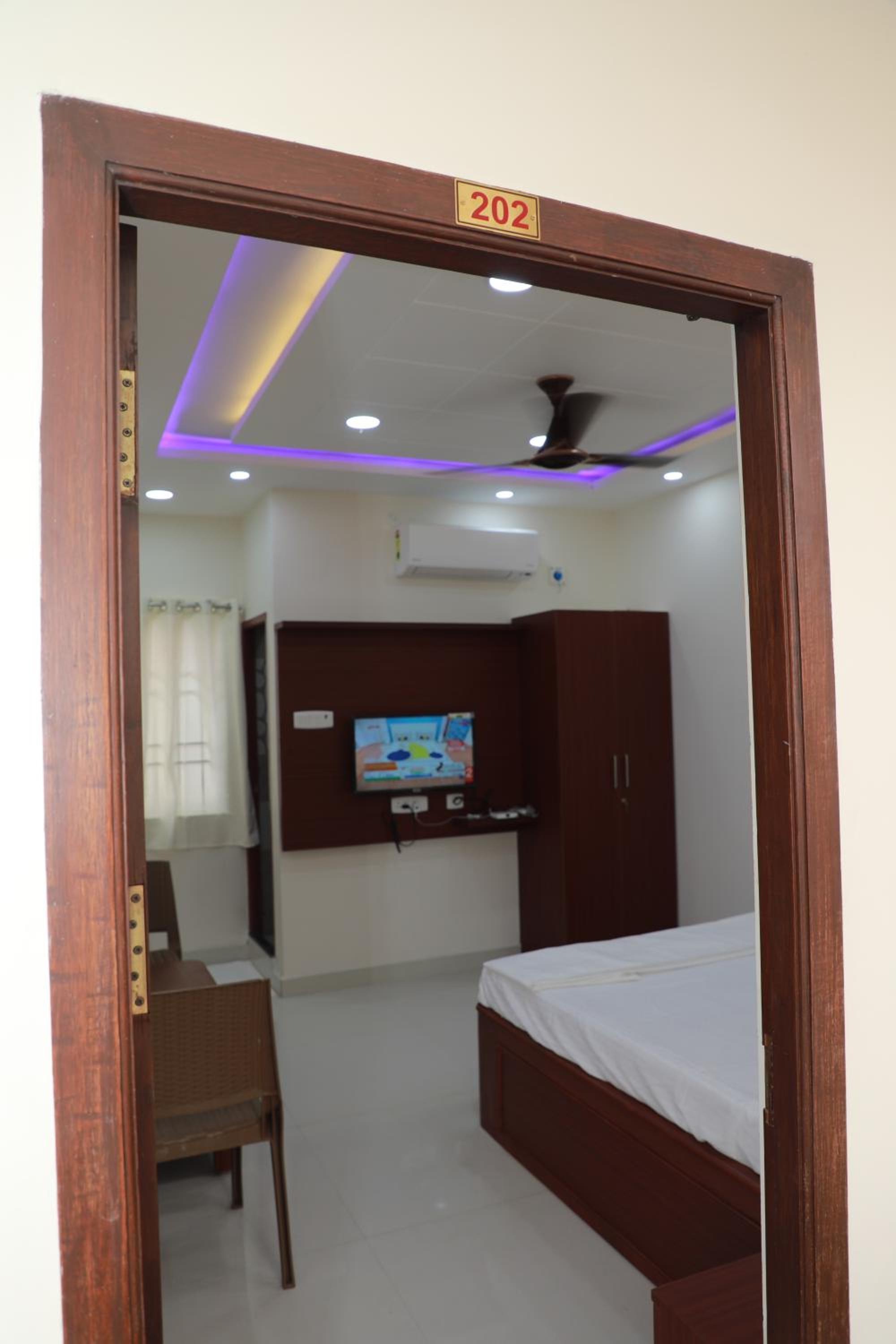 Deluxe Double Room photo 3